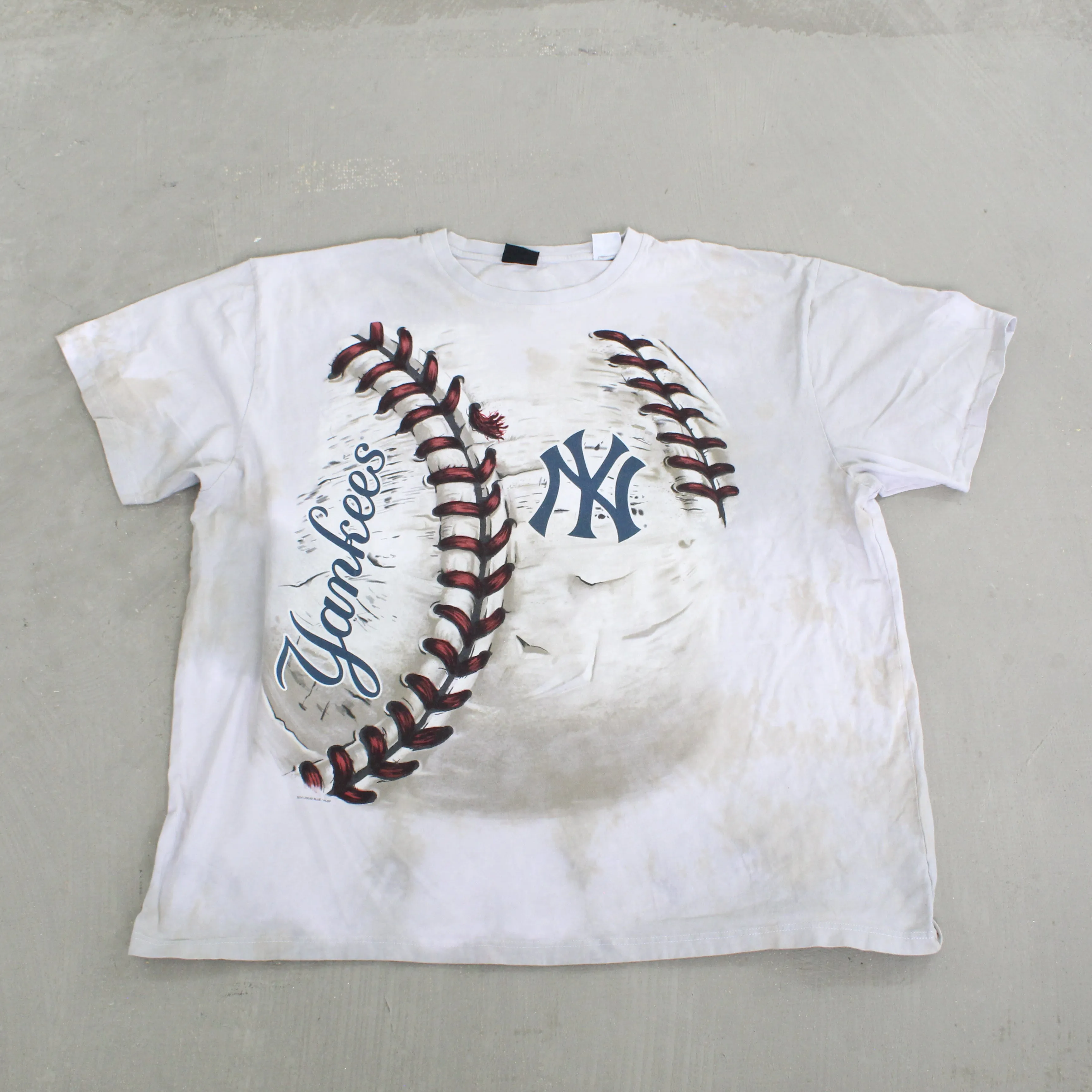 F- 2014 New York Yankees MLB Liquid Blue Text Logo & Baseball Tee sold by HG Vintage