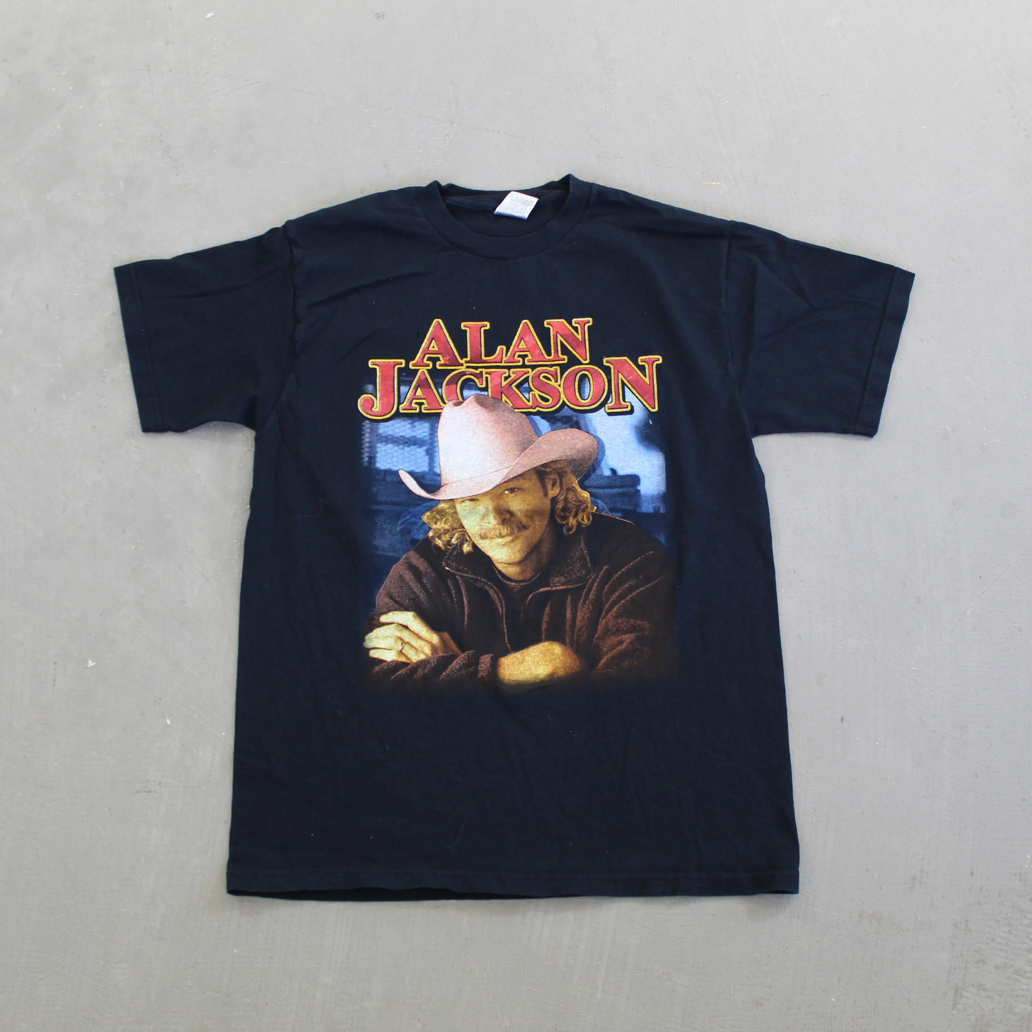 F- 2005 Alan Jackson Picture USA Tour Tee sold by HG Vintage