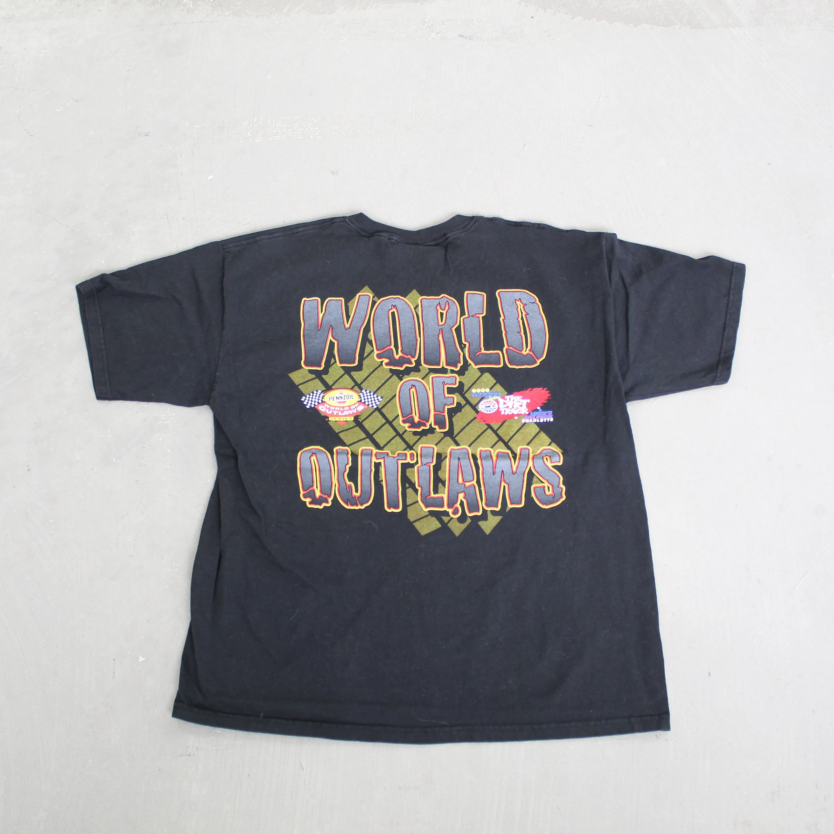 F- Vintage 2001 Pennzoil World Of Outlaws Series Charlotte North Carolina Graphic Tee sold by HG Vintage product image thumbnail 3