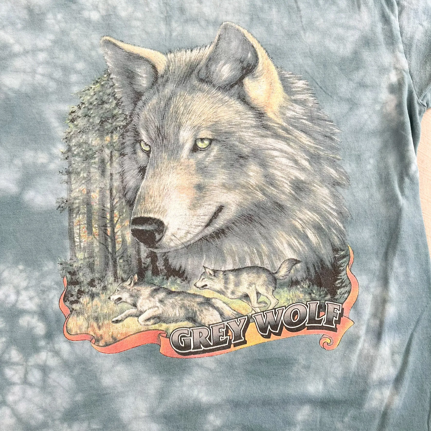 F- Vintage Grey Wolf Animal Print Tee sold by HG Vintage product image thumbnail 2