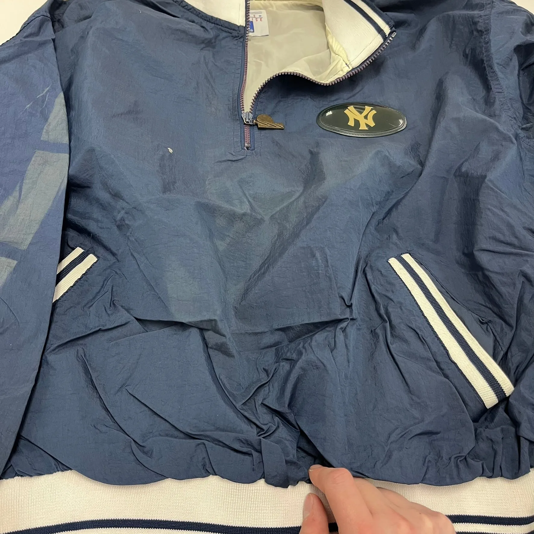 F- Vintage New York Yankees MLB Pro Player Quarter Zip Nylon Windbreaker Jacket sold by HG Vintage product image thumbnail 5