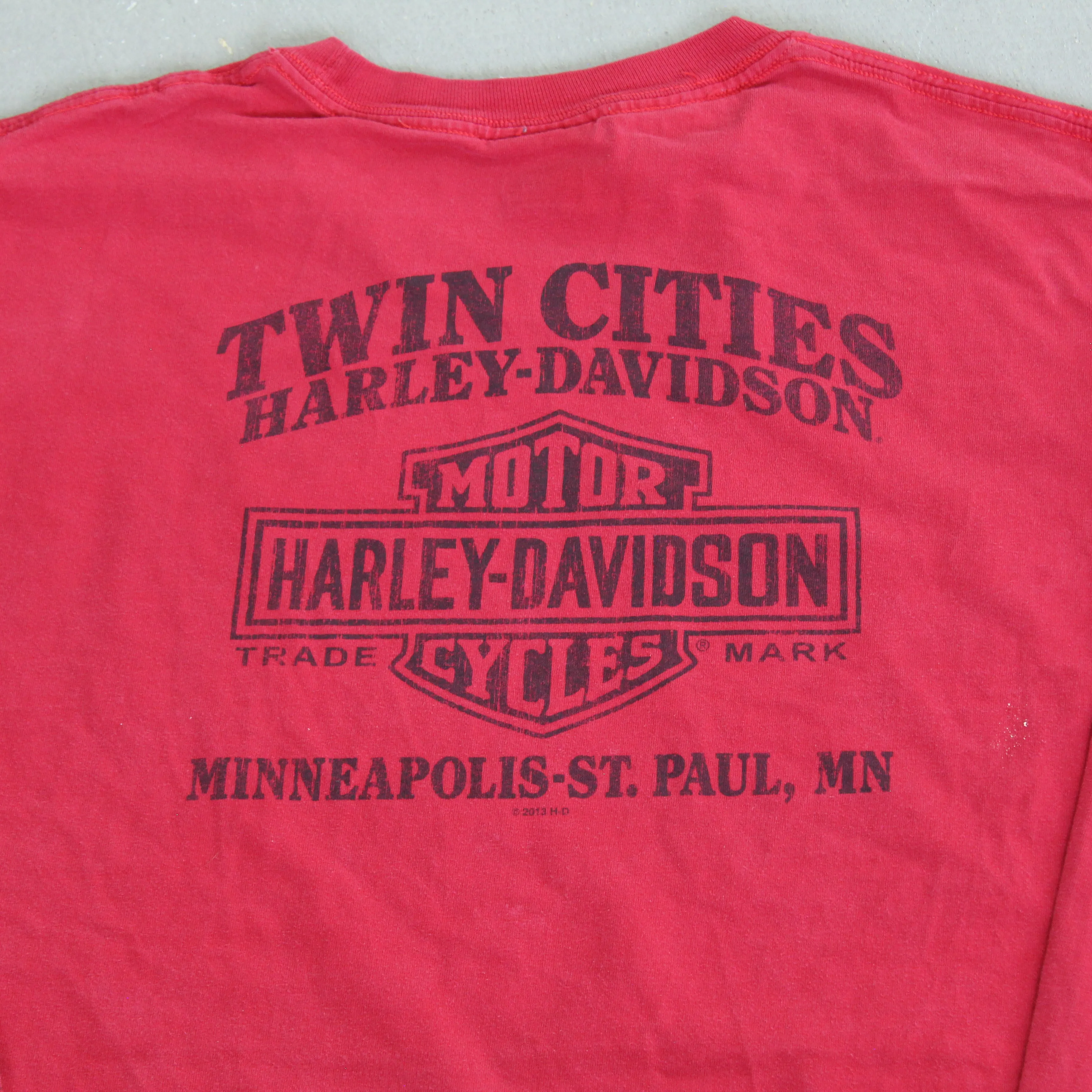 F- 2013 Harley Davidson Minneapolis Twin Cities Christmas Long Sleeve Tee sold by HG Vintage product image thumbnail 4
