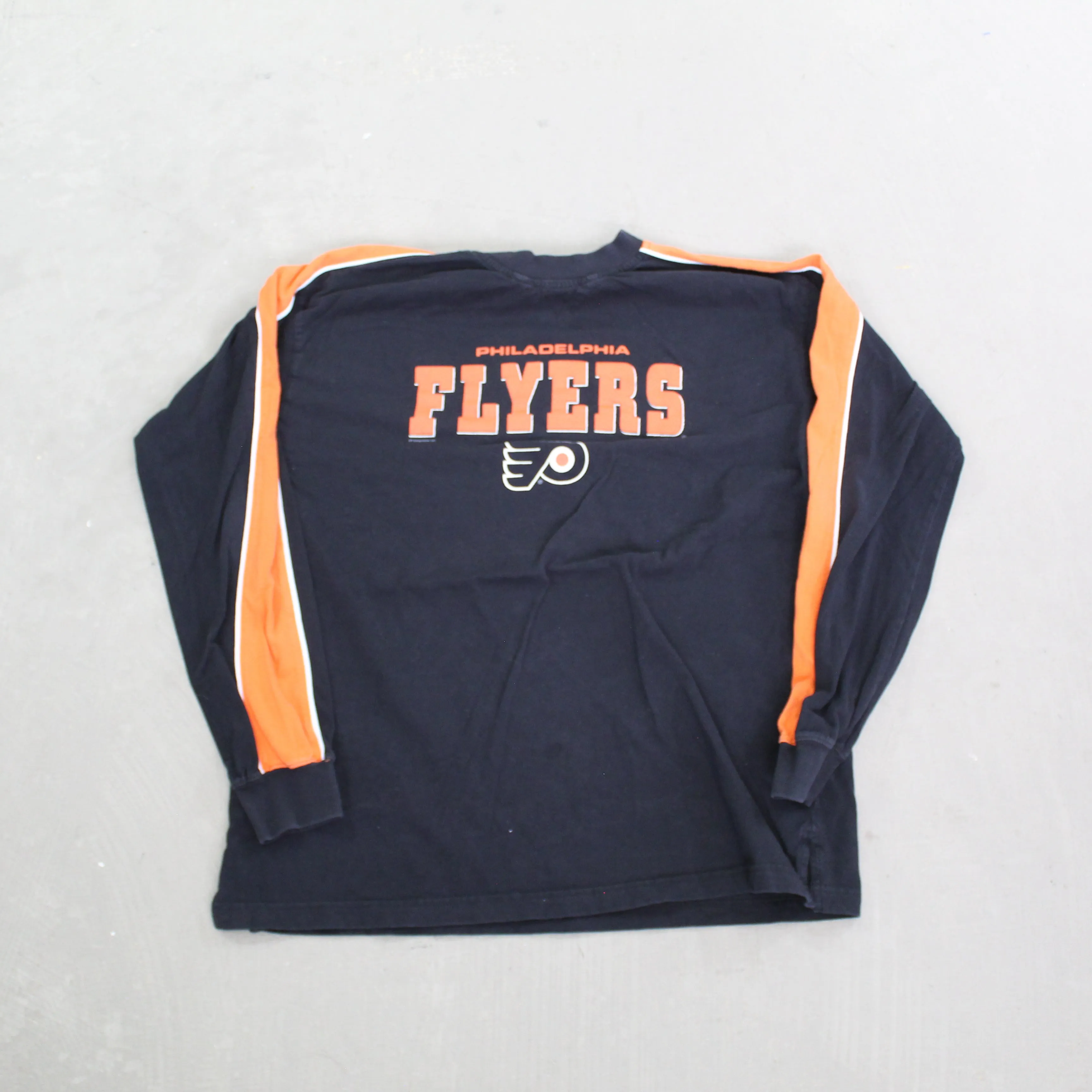 F- Vintage Philadelphia Flyers NHL Lee Embroidered Logo & Text Long Sleeve Tee sold by HG Vintage