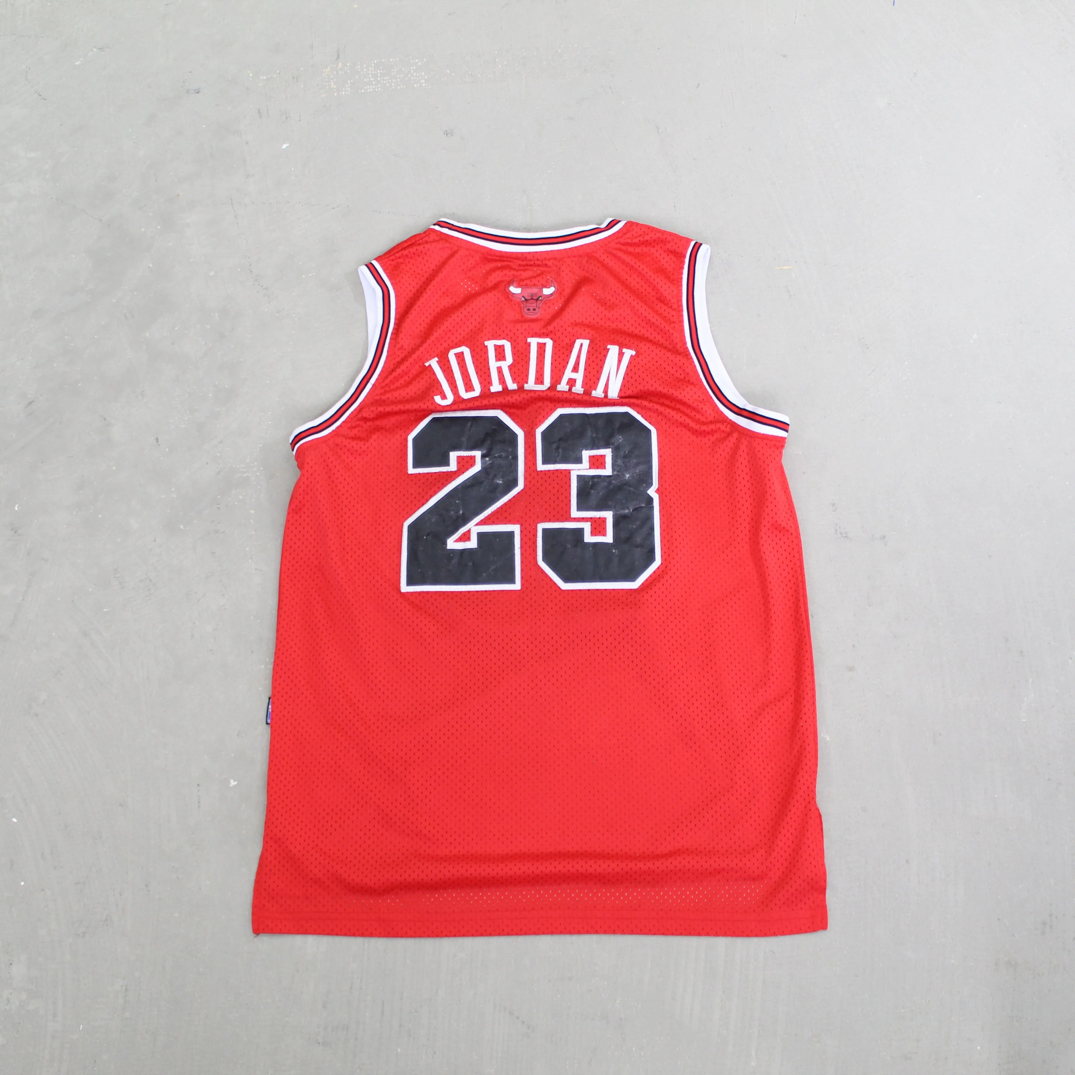 F- Vintage Chicago Bulls Michael Jordan NBA Nike Team Basketball Jersey sold by HG Vintage product image thumbnail 3