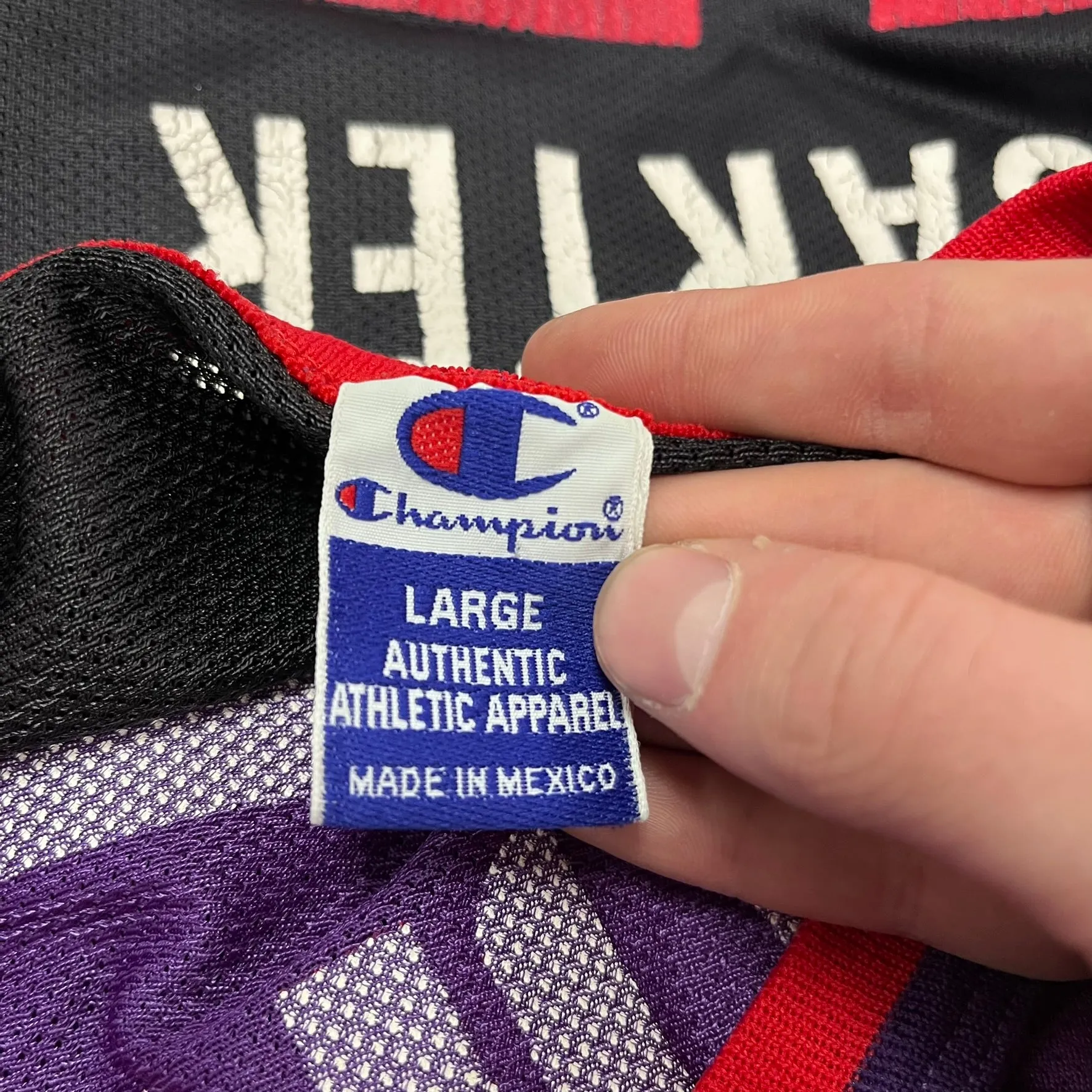 F- Vintage Toronto Raptors Vince Carter NBA Champion Basketball Jersey sold by HG Vintage product image thumbnail 5