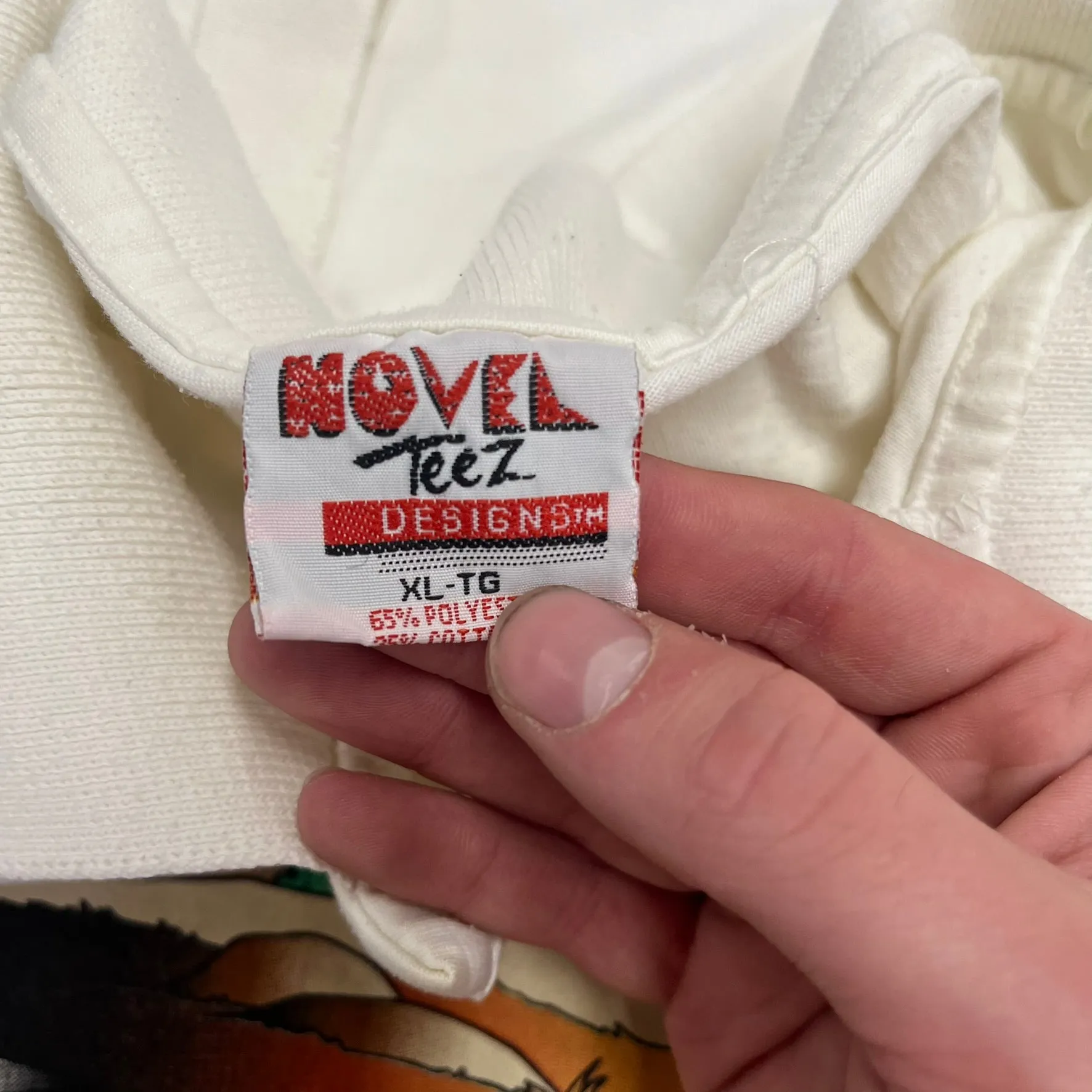 F- Vintage 1995 Looney Tunes Wile E. Coyote & Road Runner Henley Polo Tee sold by HG Vintage product image thumbnail 4