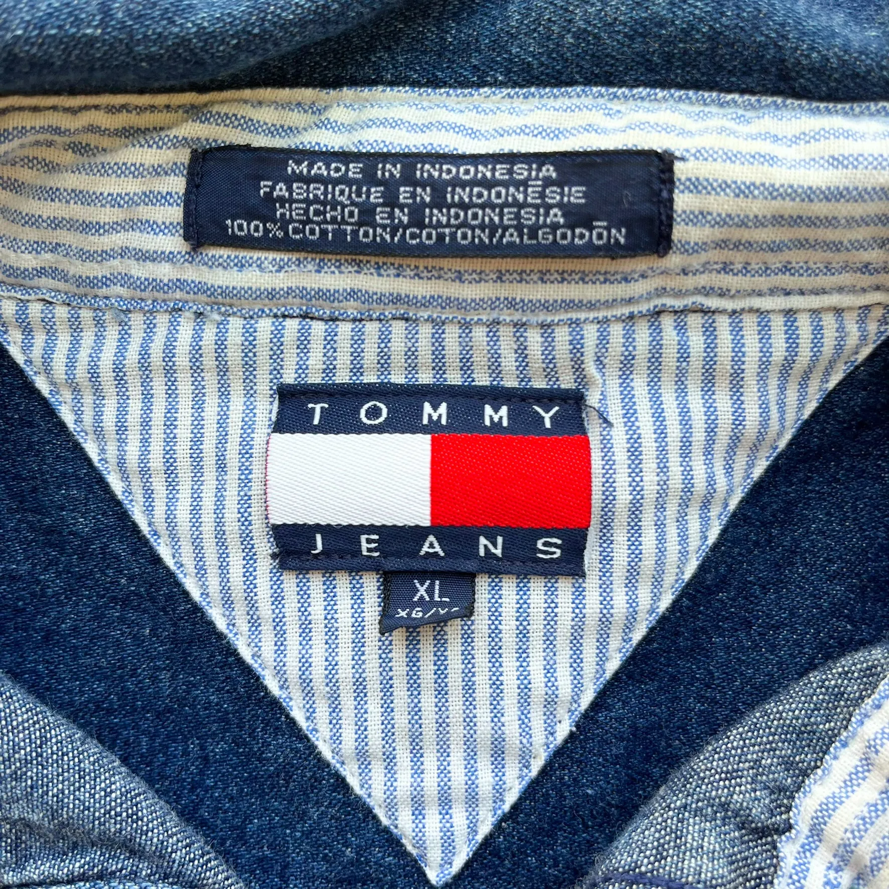 F- Vintage Tommy Hilfiger Jeans Denim Button Down Shirt sold by HG Vintage product image thumbnail 3