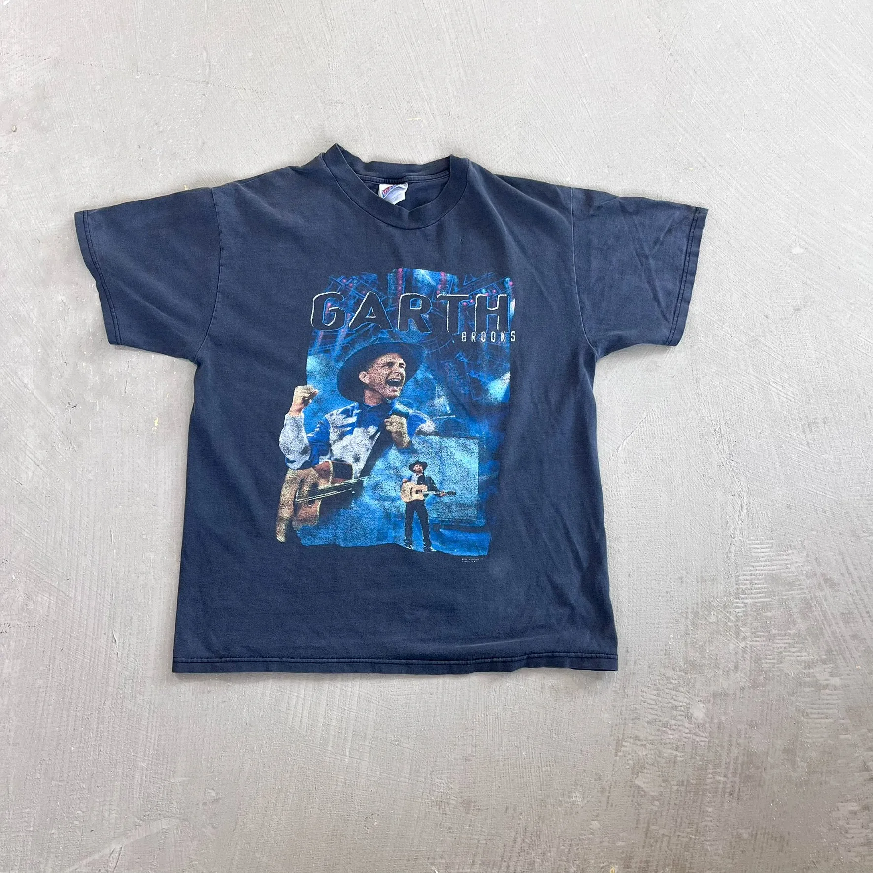F- Vintage Garth Brook Concert Picture Hanes Heavyweight Tag Tee sold by HG Vintage