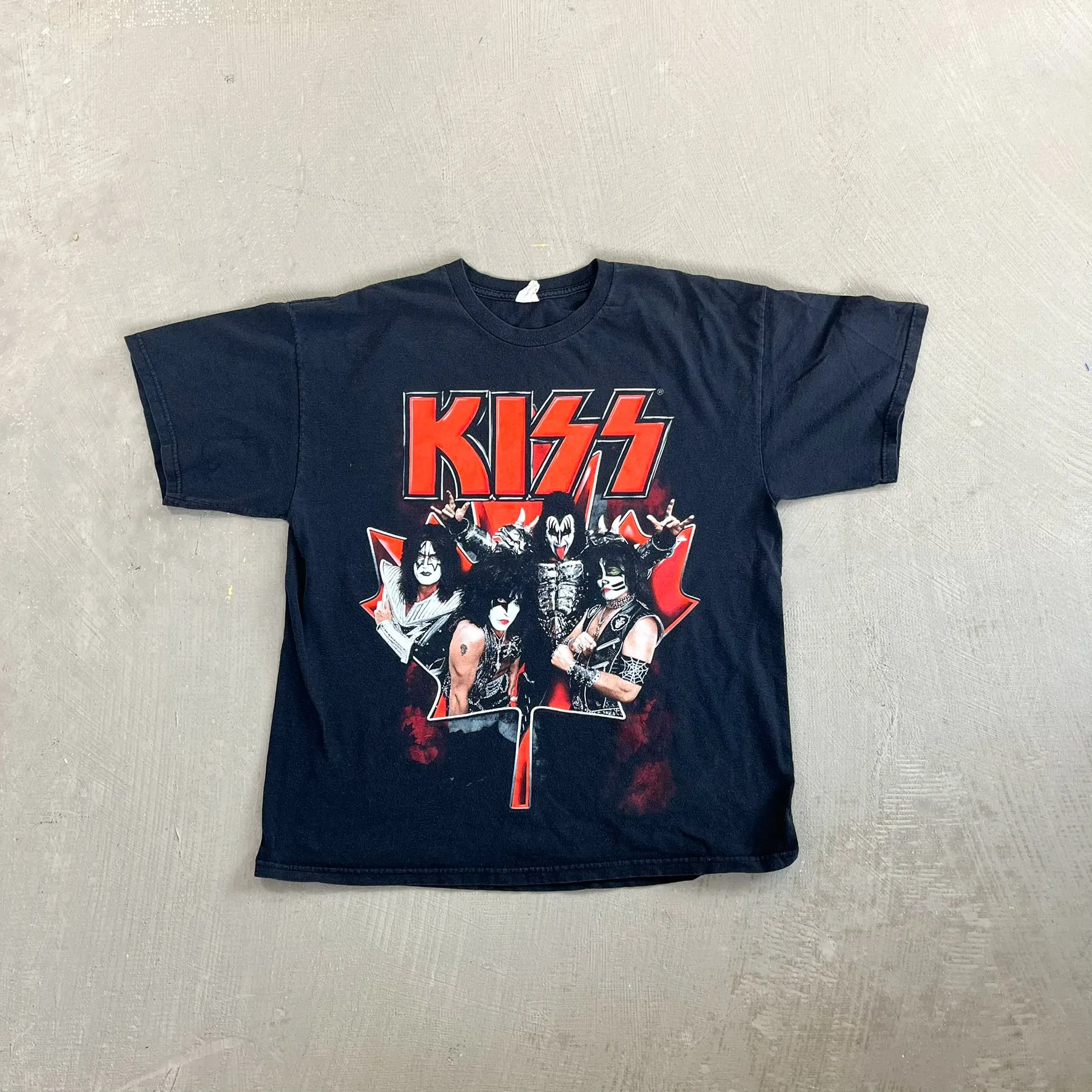 F- 2013 Kiss Invades Canada Tour Picture Tee sold by HG Vintage