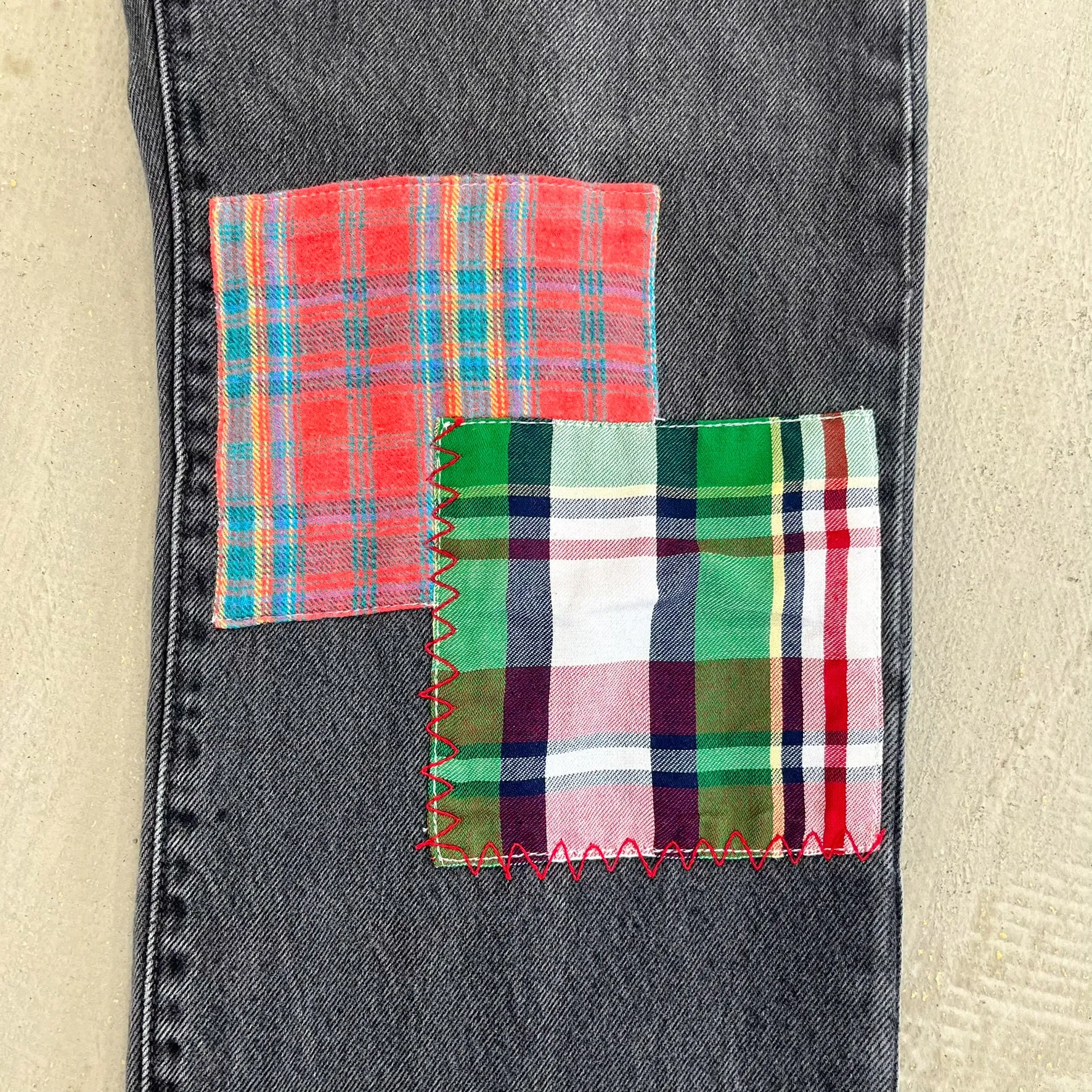 F- HOM Plaid Pink/White Back Pocket Levi's 501 90s Reworked Custom Jeans sold by HG Vintage product image thumbnail 5
