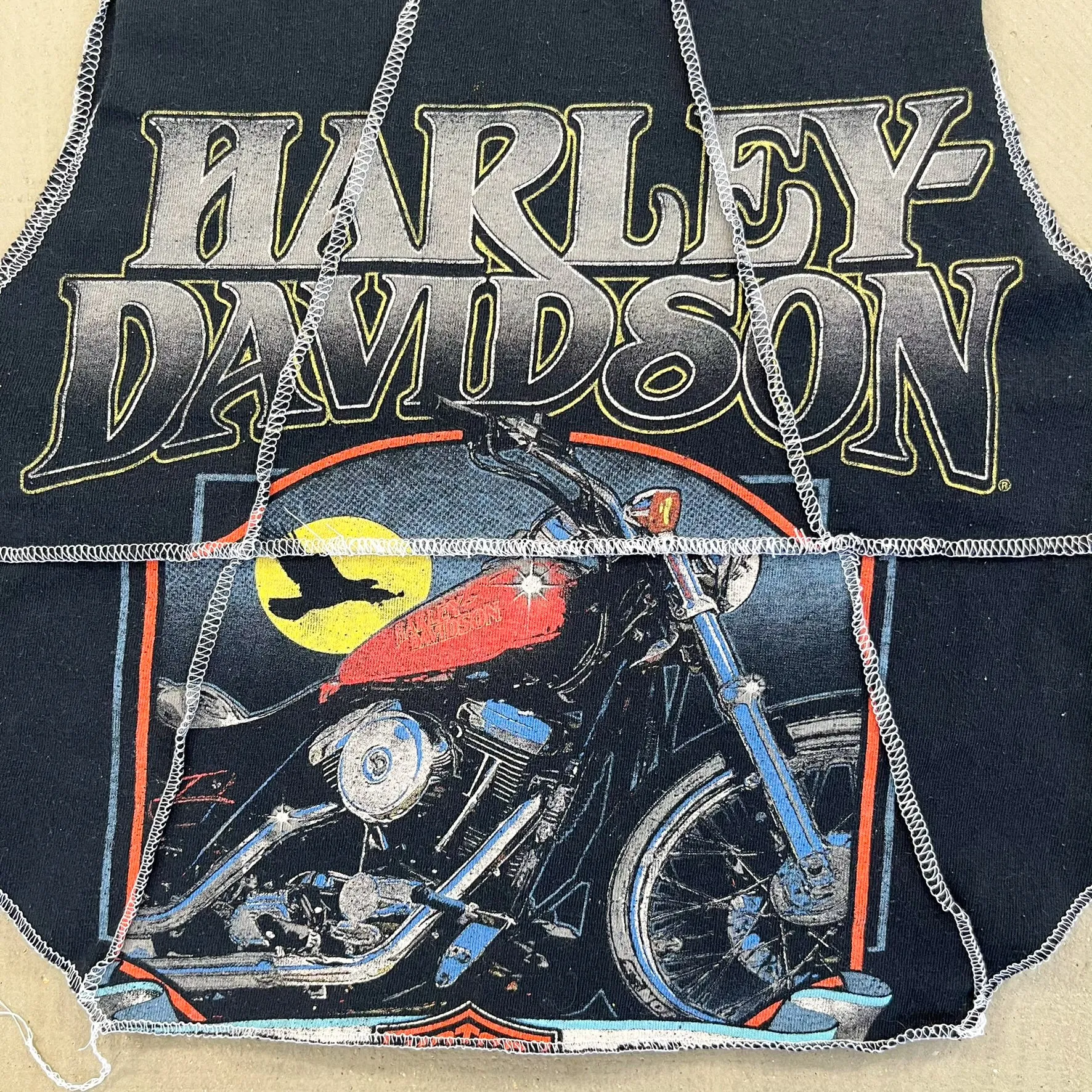 F- HOM Harley Davidson Kelowna Reworked Dbl Stitch Crop Top sold by HG Vintage product image thumbnail 2