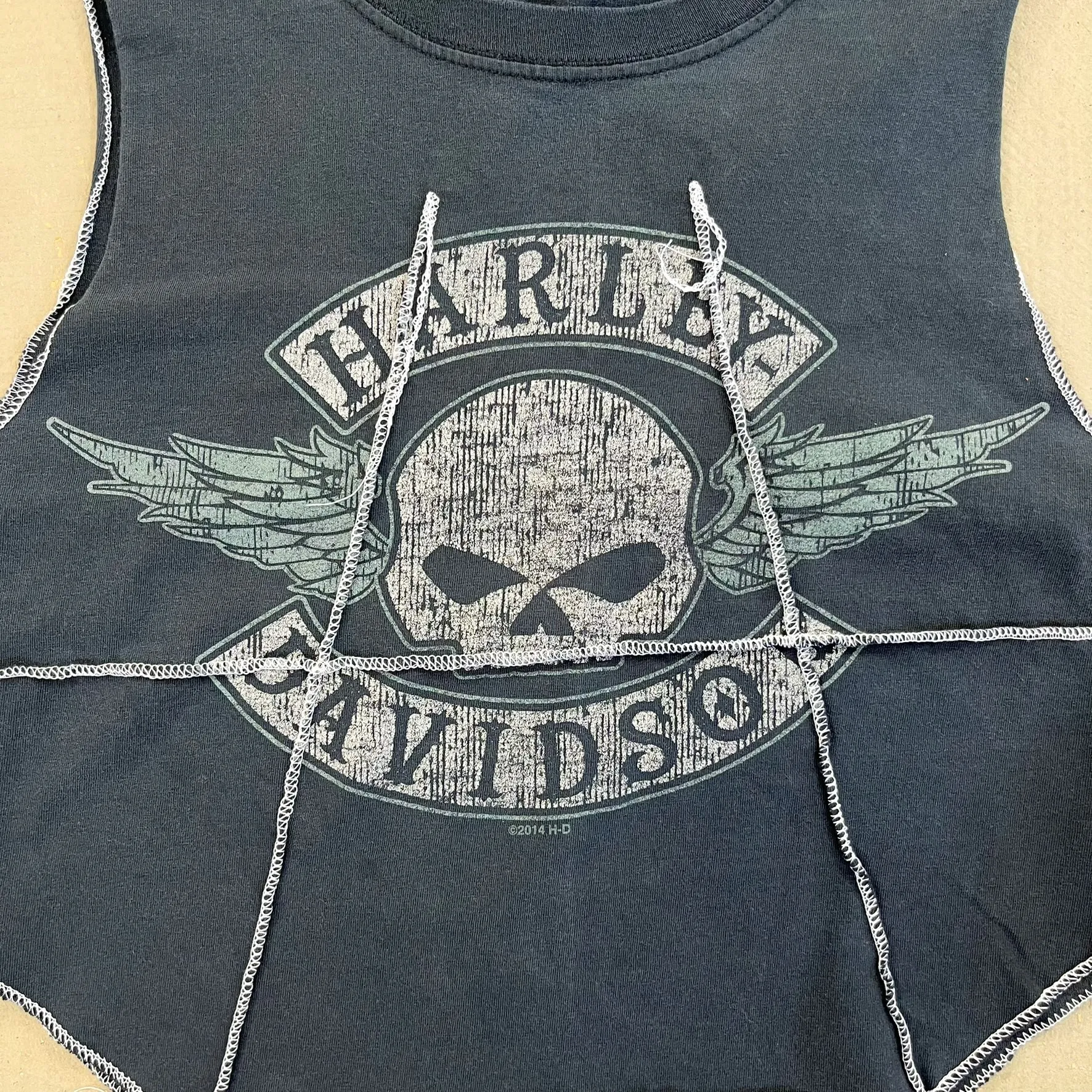 F- HOM Harley Davidson Gladstone Reworked Dbl Stitch Crop Top sold by HG Vintage product image thumbnail 2