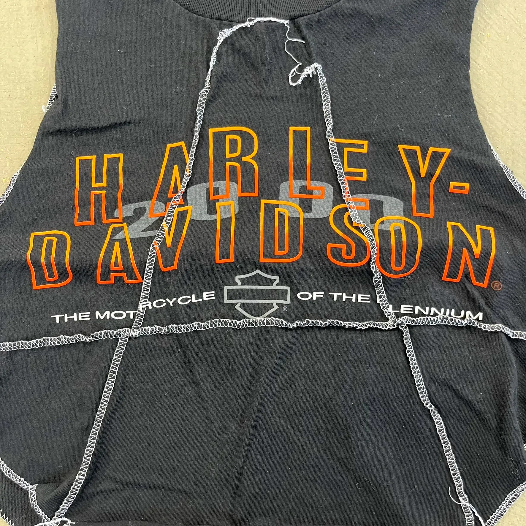 F- HOM Harley Davidson Wisconsin Reworked Dbl Stitch Crop Top sold by HG Vintage product image thumbnail 2