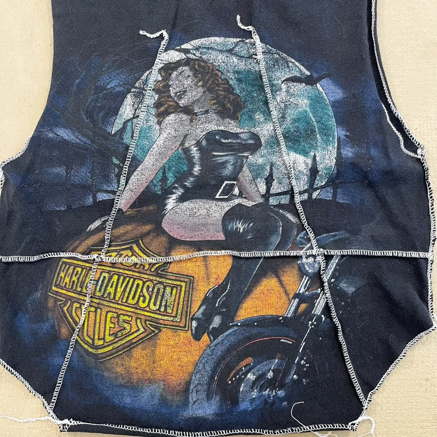 F- HOM Harley Davidson Las Vegas Reworked Dbl Stitch Crop Top sold by HG Vintage product image thumbnail 2