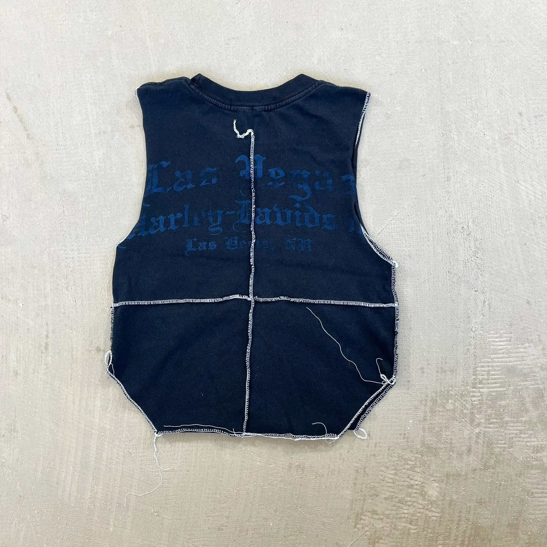 F- HOM Harley Davidson Las Vegas Reworked Dbl Stitch Crop Top sold by HG Vintage product image thumbnail 4