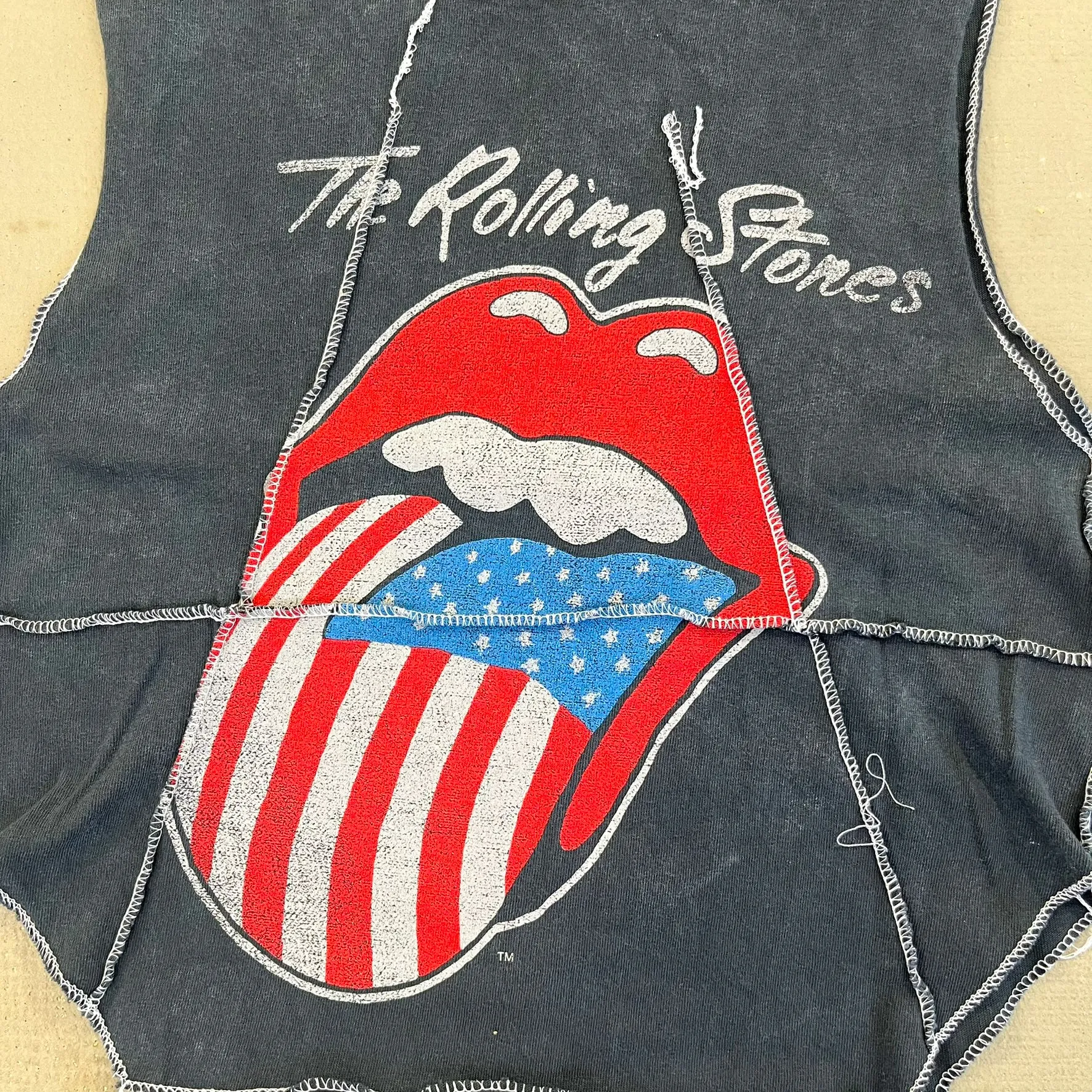 F- HOM Rolling Stones US Logo Reworked Dbl Stitch Crop Top sold by HG Vintage product image thumbnail 2