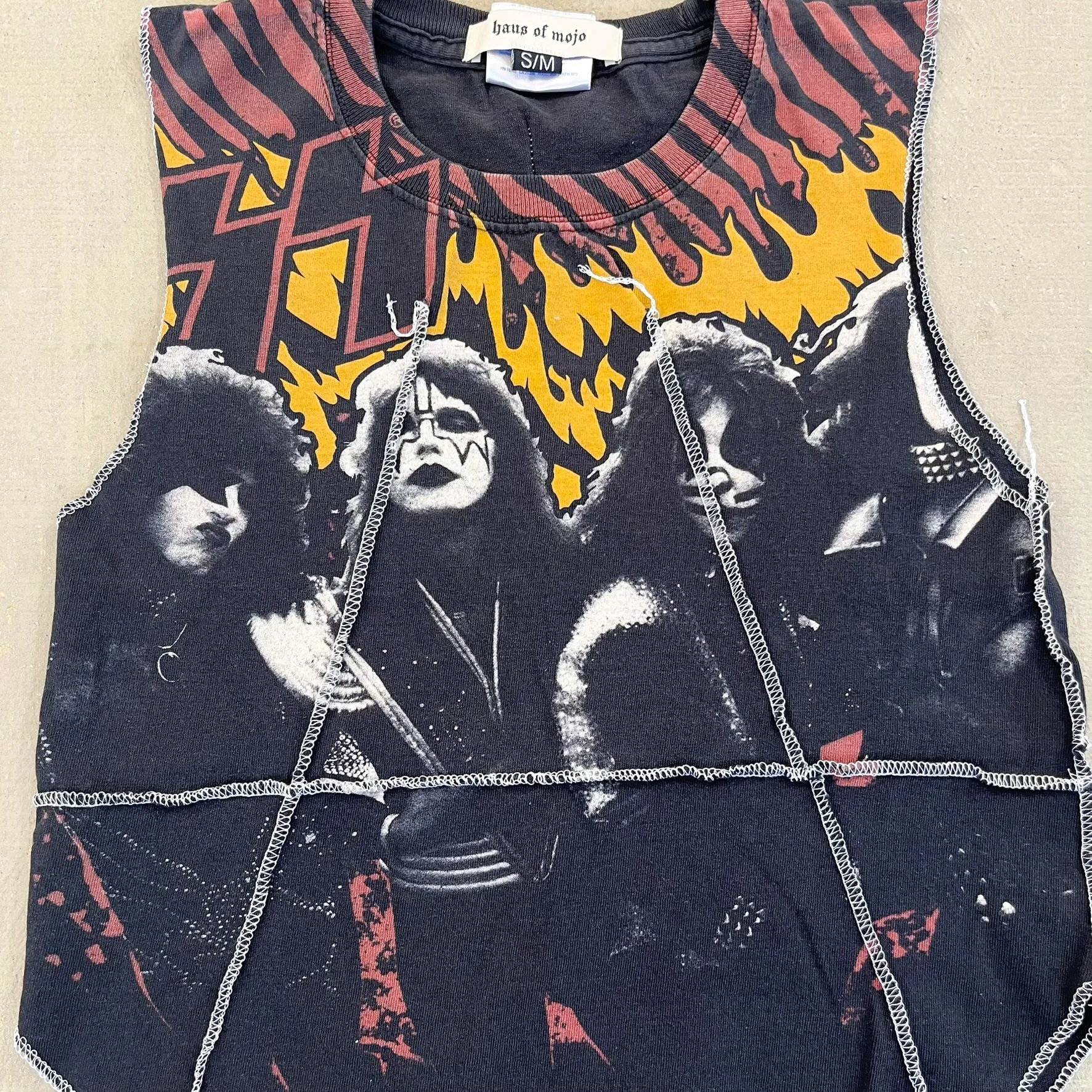 F- HOM KISS Jumbo Print Reworked Dbl Stitch Crop Top sold by HG Vintage product image thumbnail 2