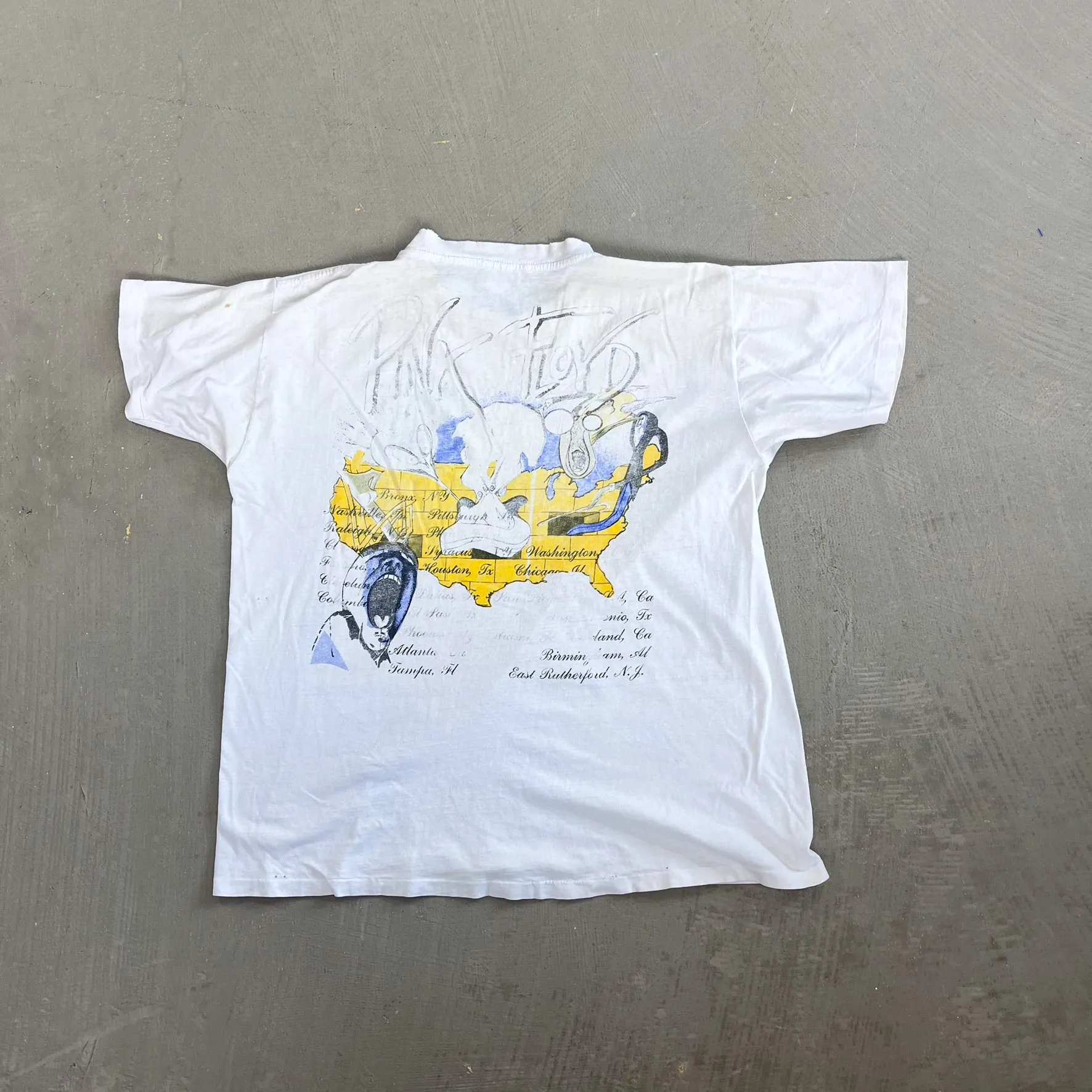 F- Vintage '94 Pink Floyd Division Bell US Tour Graphic Single Stitch Tee sold by HG Vintage product image thumbnail 3