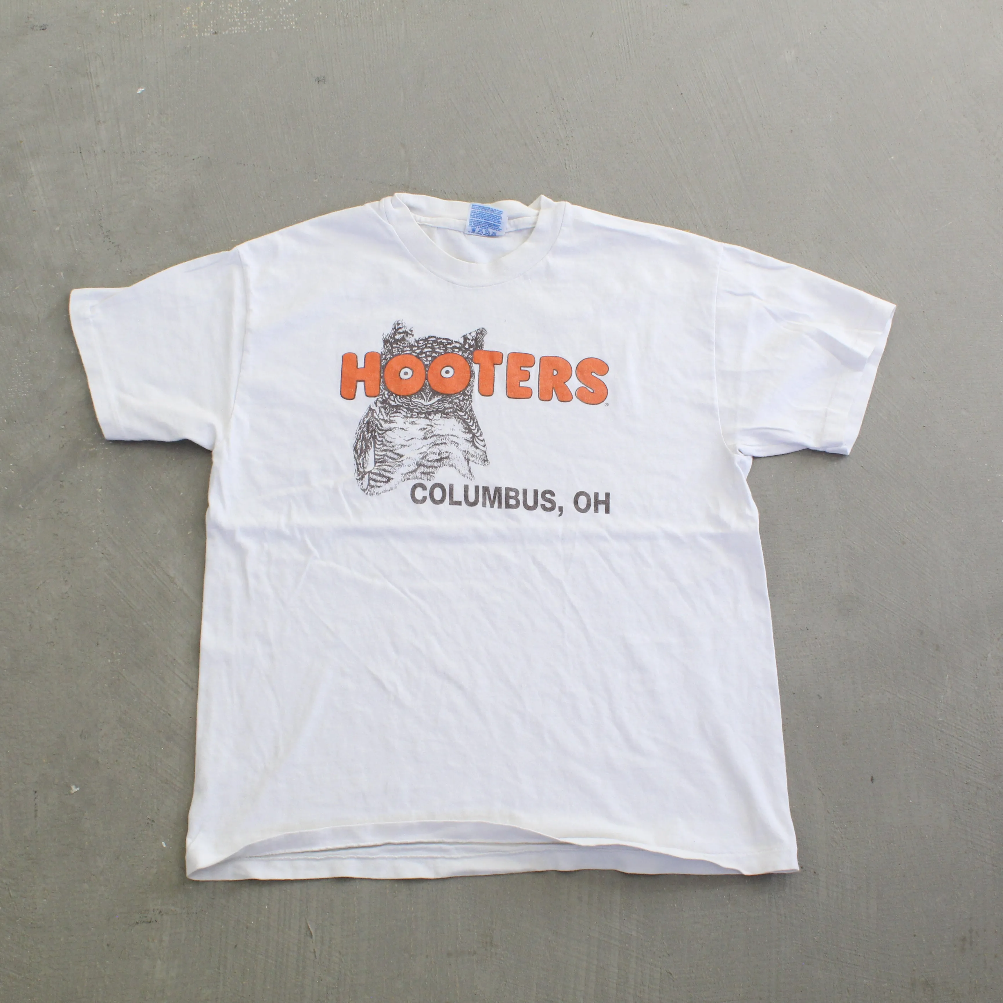 F- Vintage 90s Hooters Columbus Ohio Single Stitch Tee sold by HG Vintage