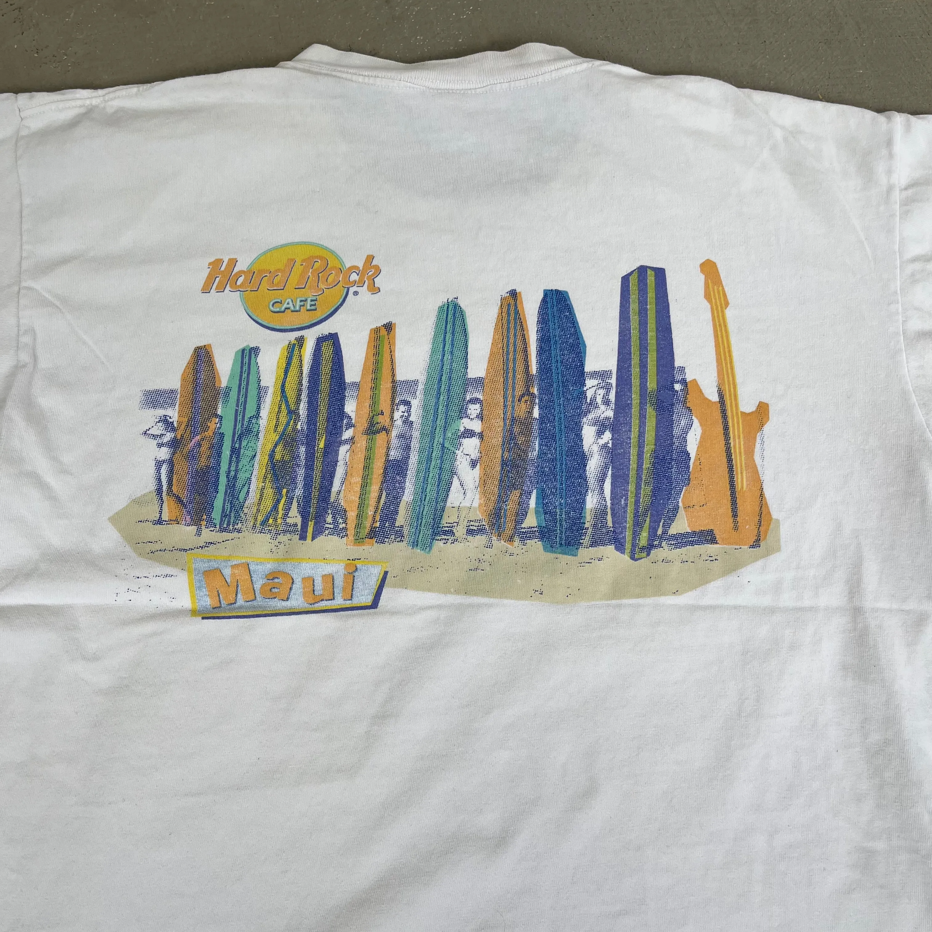 F- Vintage Hard Rock Cafe Maui Graphic Tee sold by HG Vintage product image thumbnail 4