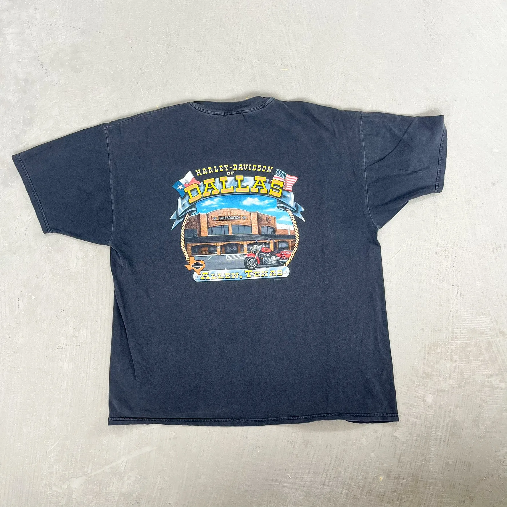 F- Vintage '00 Harley Davidson Dallas Texas Graphic Tee sold by HG Vintage product image thumbnail 4