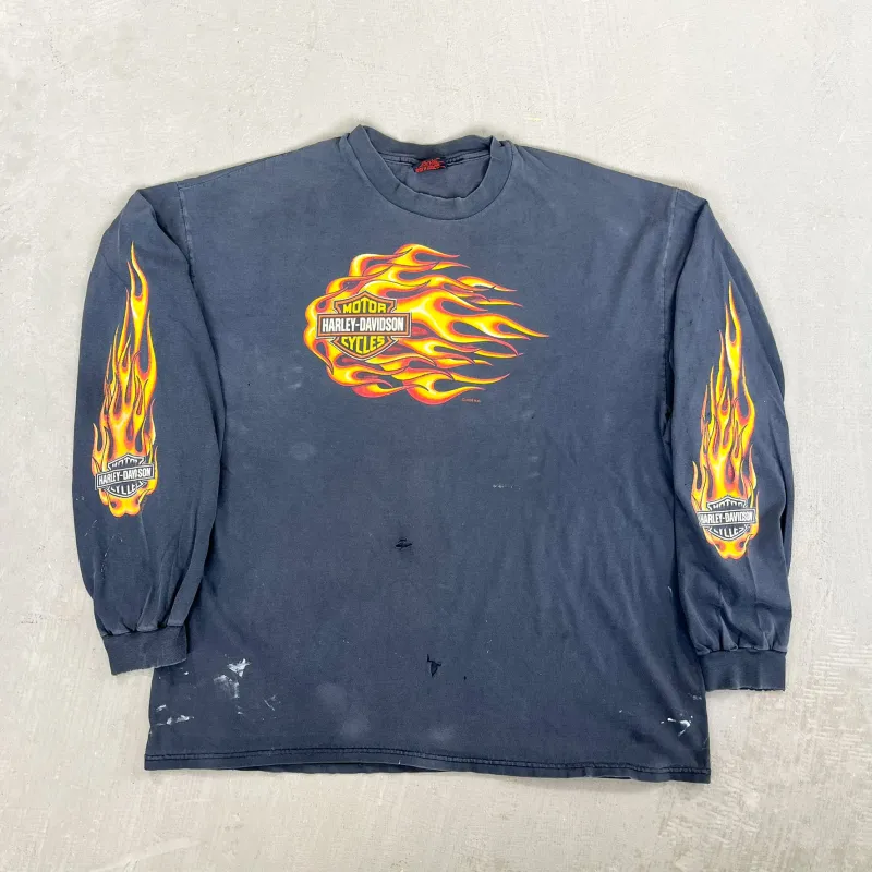 F- Vintage '00 Harley Davidson Saskatoon Saskatchewan Long Sleeve Tee sold by HG Vintage