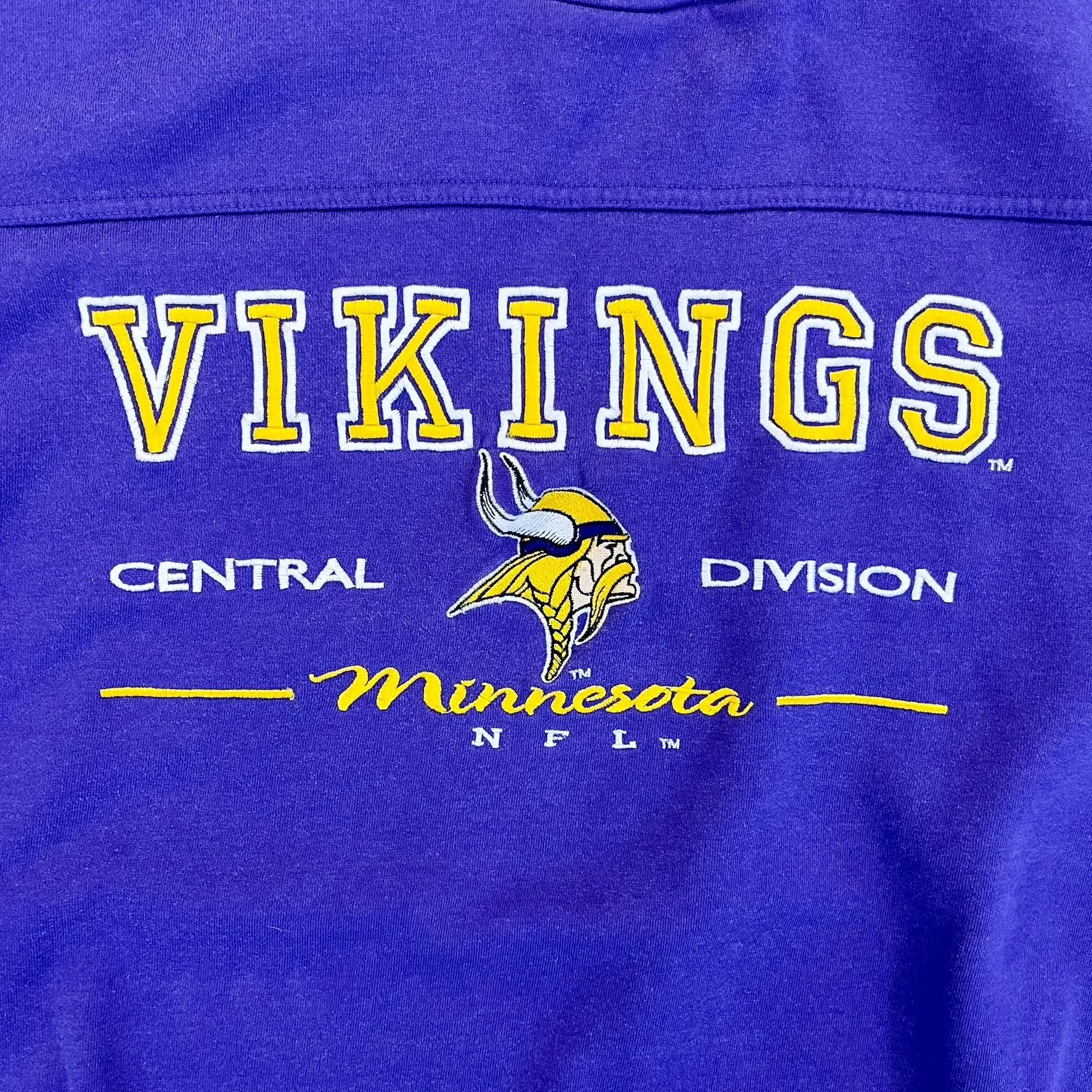 F- Vintage Minnesota Vikings NFL Lee Embroidered Logo & Text Crewneck sold by HG Vintage product image thumbnail 2