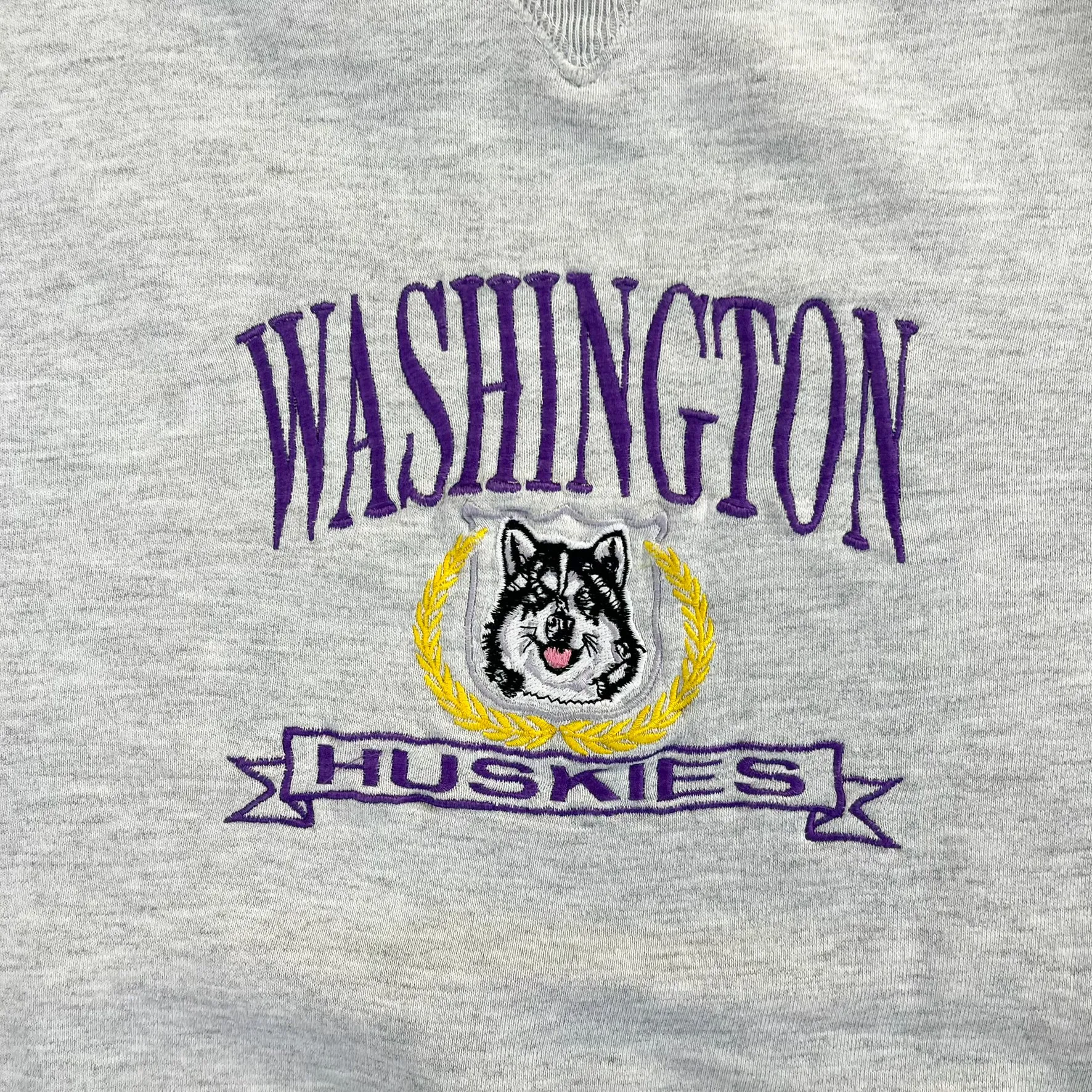 F- Vintage University Of Washington Logo 7 Embroidered Logo/Text Crewneck sold by HG Vintage product image thumbnail 2