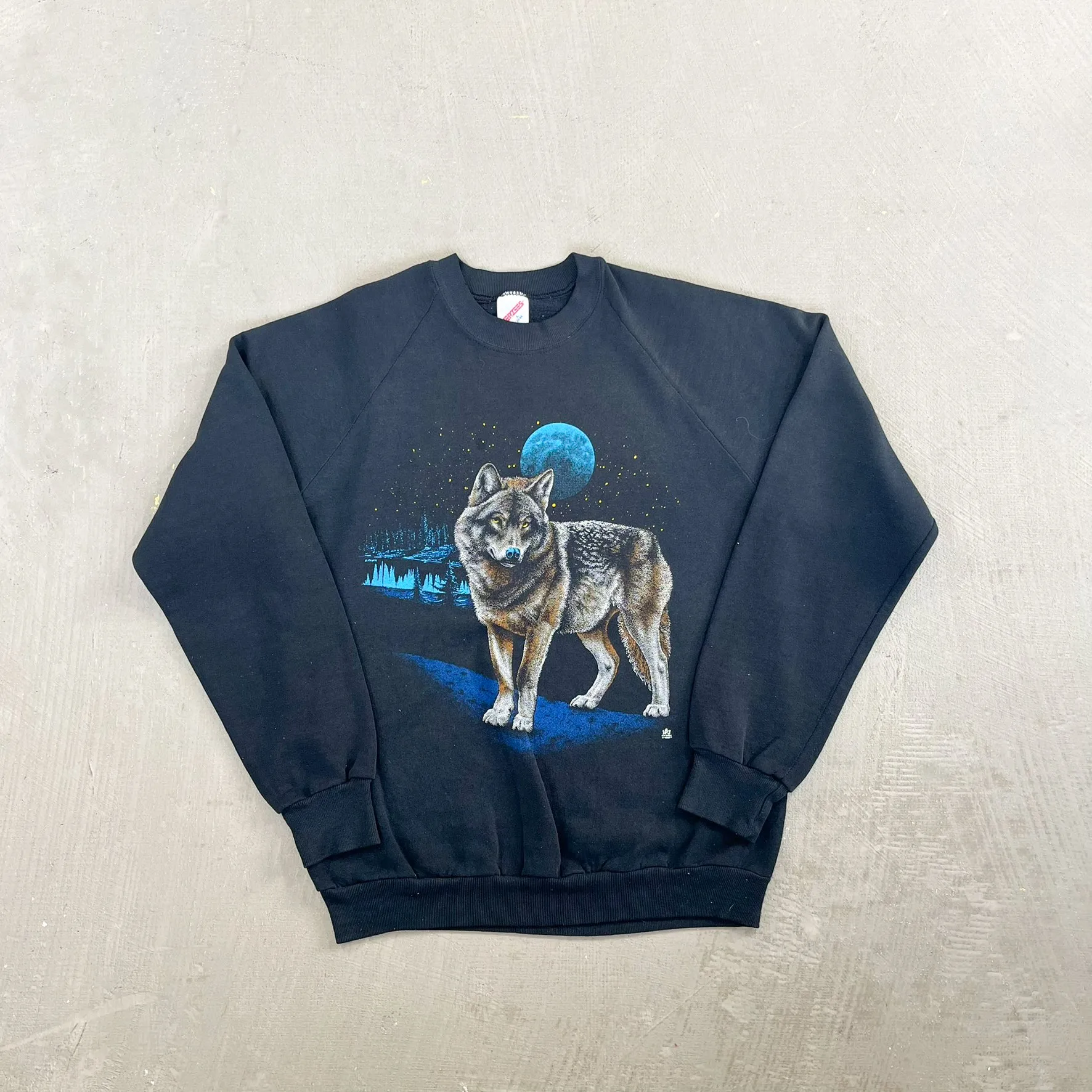 F- Vintage '87 Wolf & Blue Moon Jerzees Tag Crewneck sold by HG Vintage