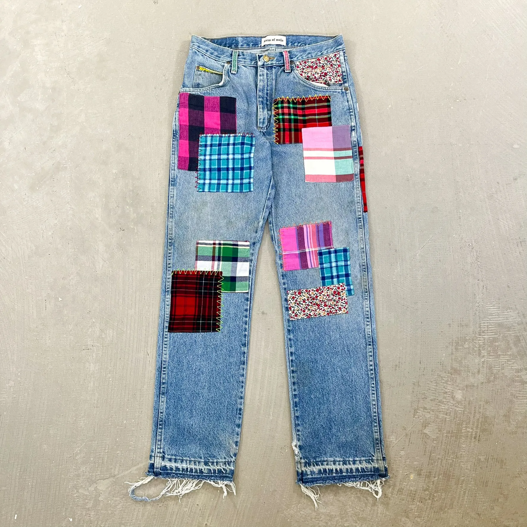 F- HOM Wrangler Flower Left Pocket Reworked Custom Jeans sold by HG Vintage product image thumbnail 2