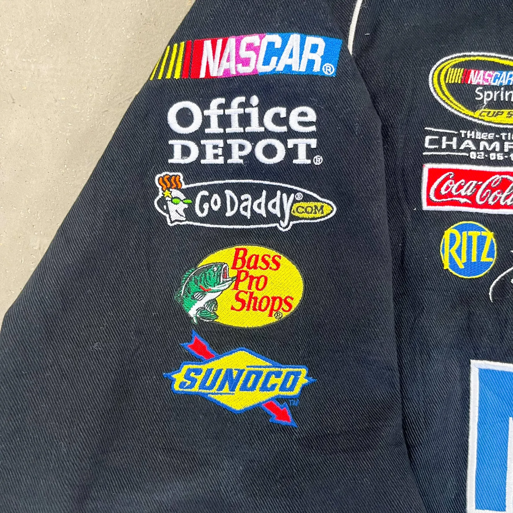 F- Vintage Nascar Jeff Hamilton Mobil 1 Racing Jacket sold by HG Vintage product image thumbnail 5