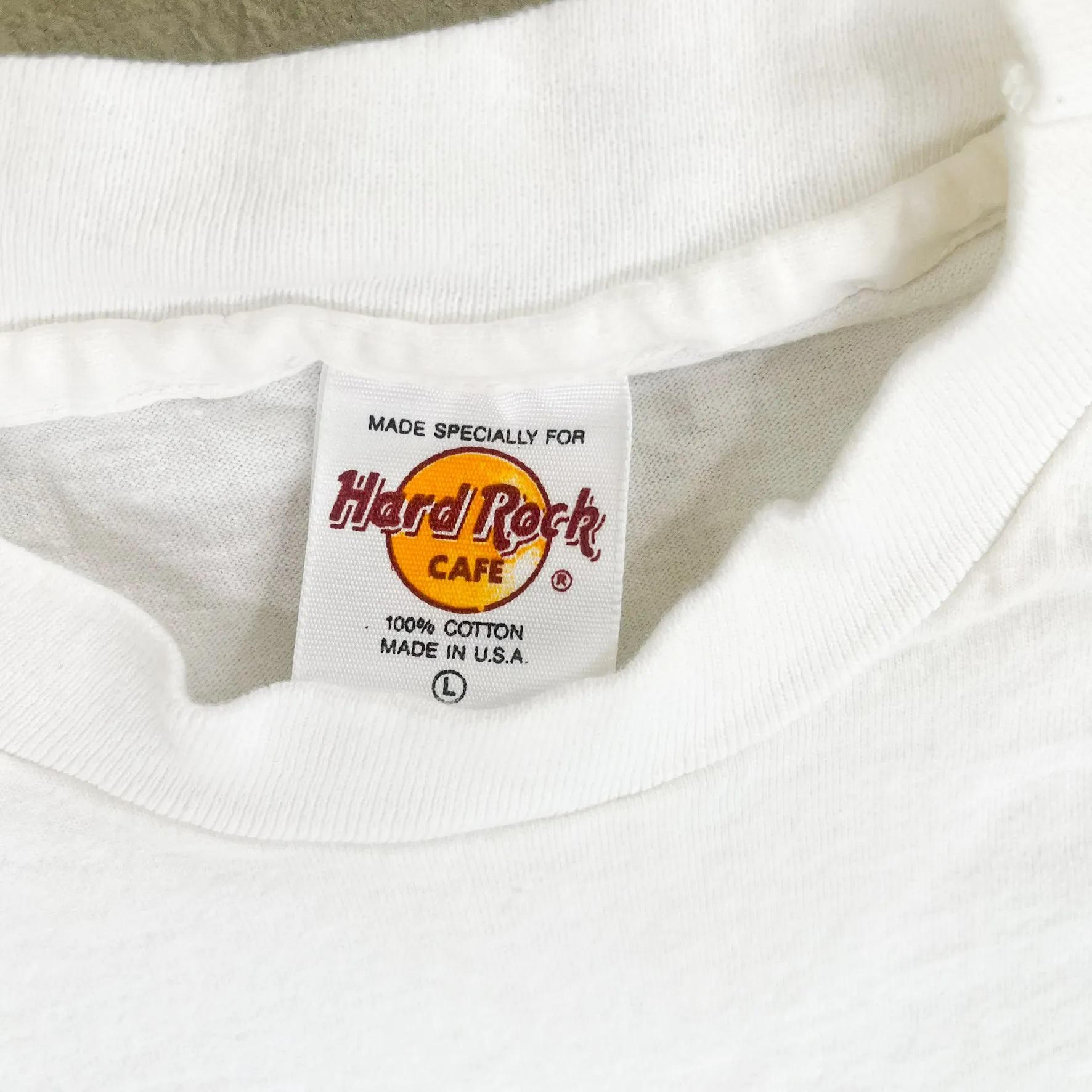 F- Vintage Hard Rock Cafe San Diego Logo Single Stitch Tee sold by HG Vintage product image thumbnail 3