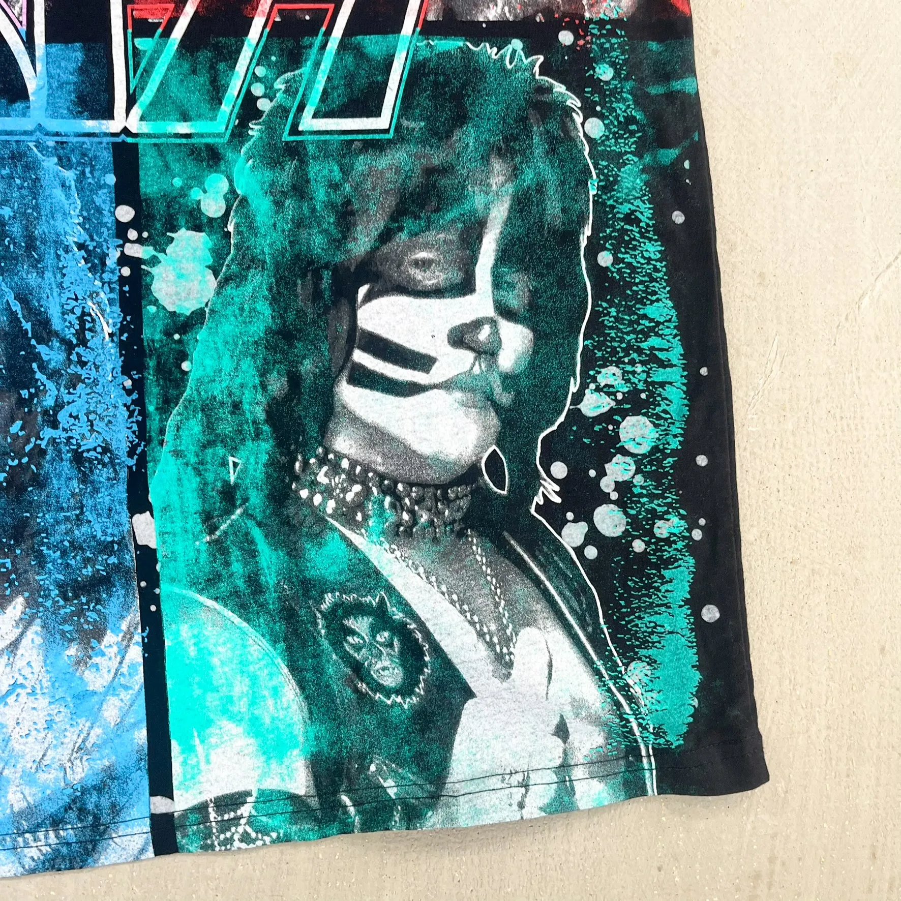 F- Kiss Picture & Text Multi Color Tee sold by HG Vintage product image thumbnail 5