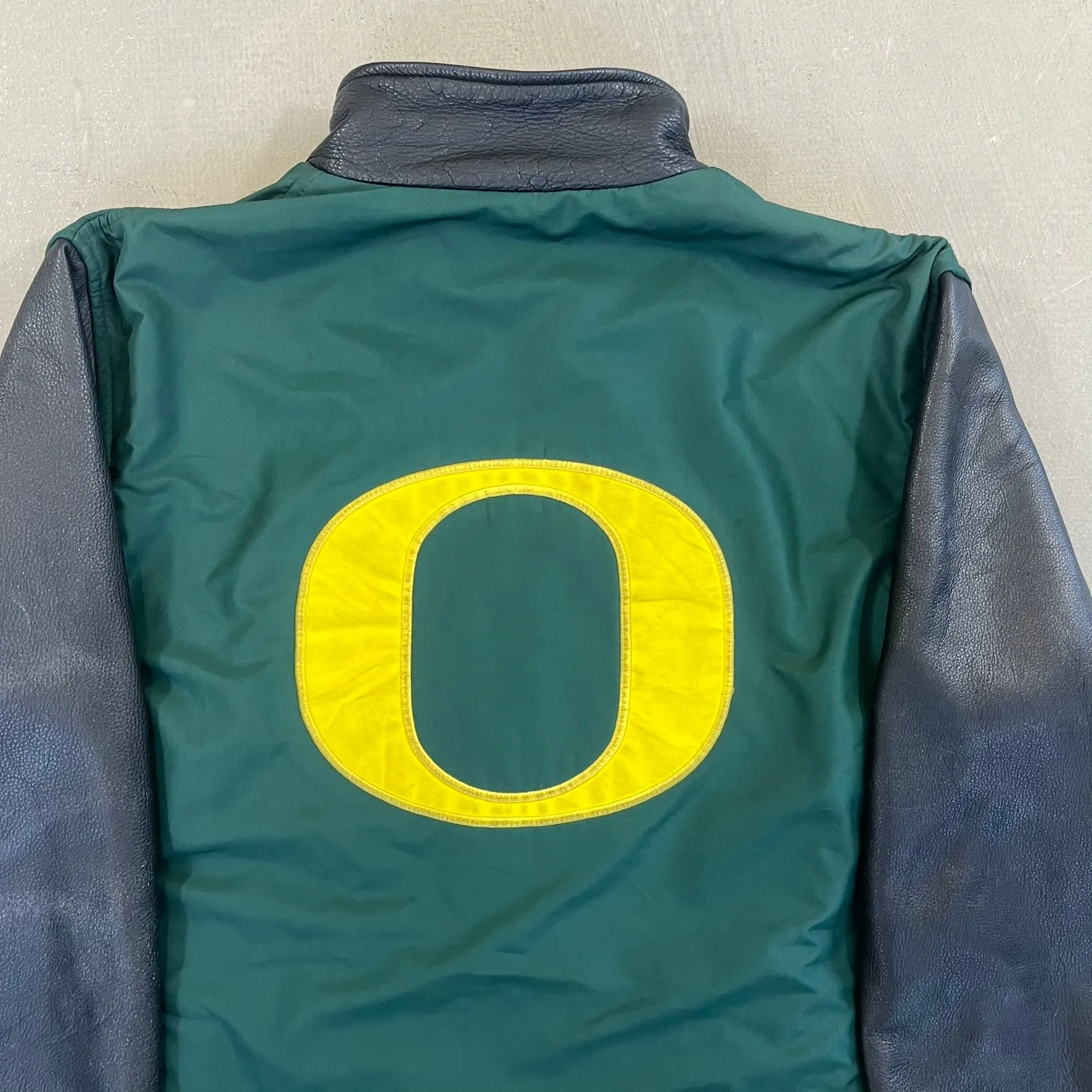 F- Vintage Nike Oregon Ducks Leather Jacket sold by HG Vintage product image thumbnail 5
