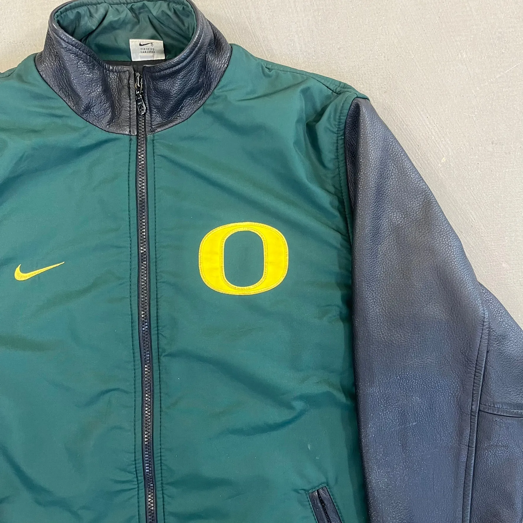 F- Vintage Nike Oregon Ducks Leather Jacket sold by HG Vintage product image thumbnail 2