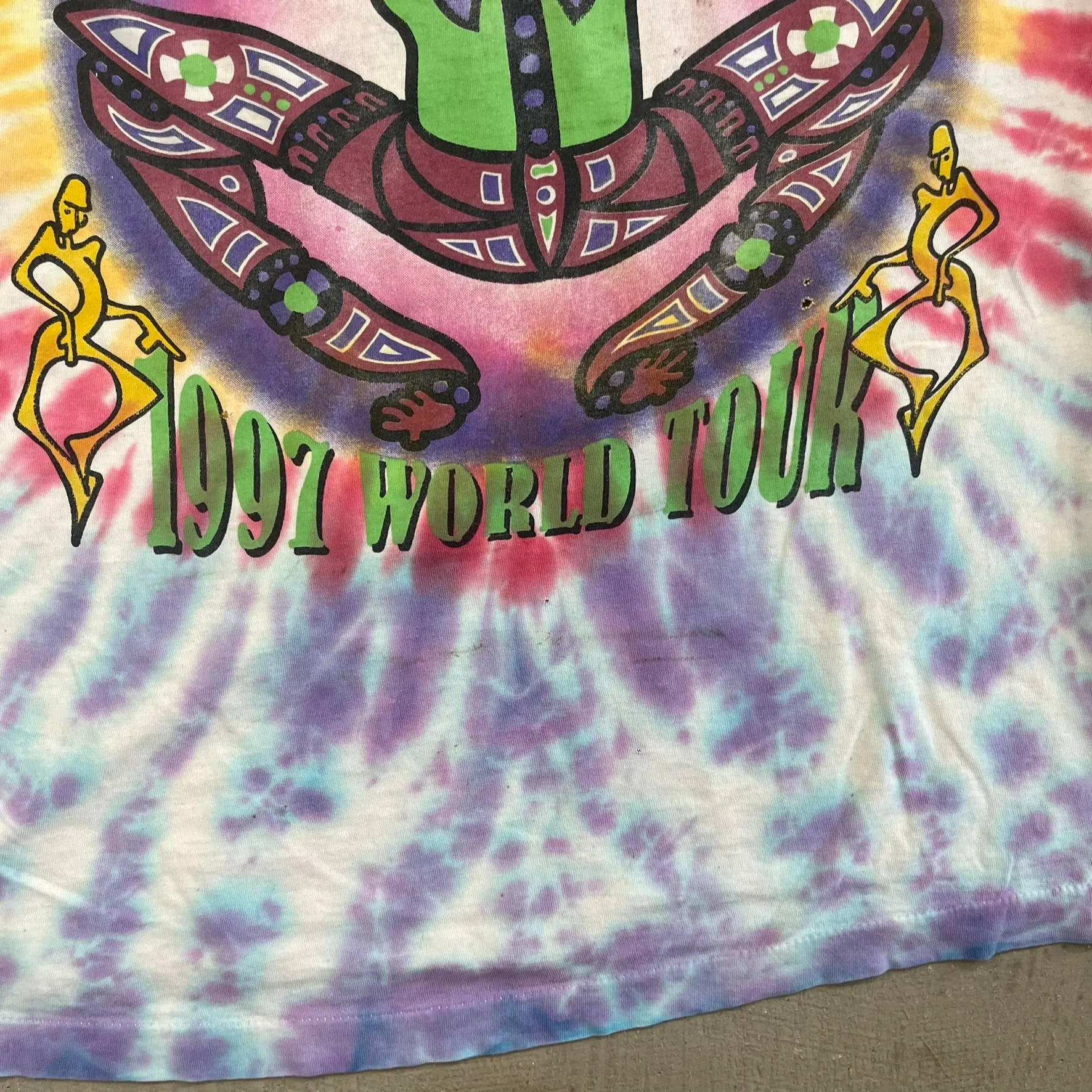 F- Vintage '97 The Dave Matthews Band World Tour Tie Dye Single Stitch Tee sold by HG Vintage product image thumbnail 3