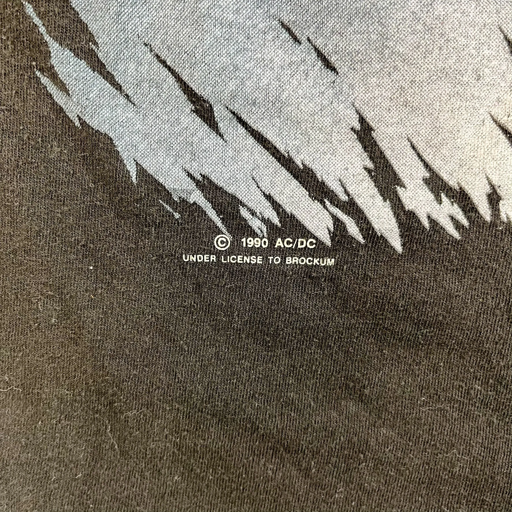 F- Vintage '90 AC/DC The Razors Edge Tour Single Stitch Tee sold by HG Vintage product image thumbnail 3