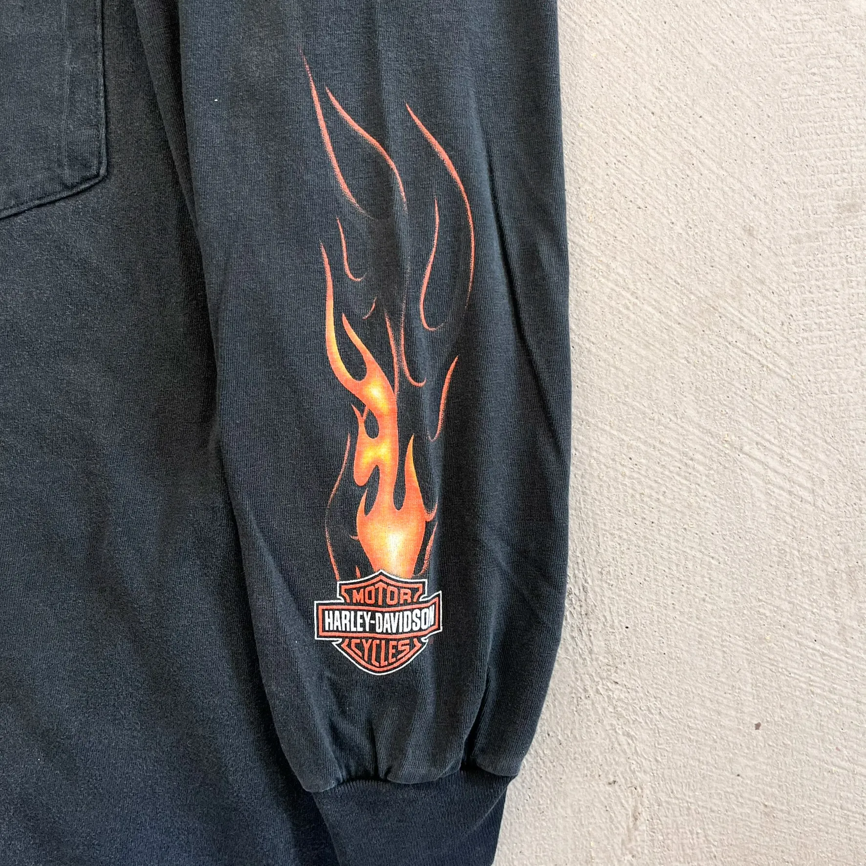 F- Vintage '05 Harley Davidson Kelowna BC Fire Graphic Long Sleeve Tee sold by HG Vintage product image thumbnail 4