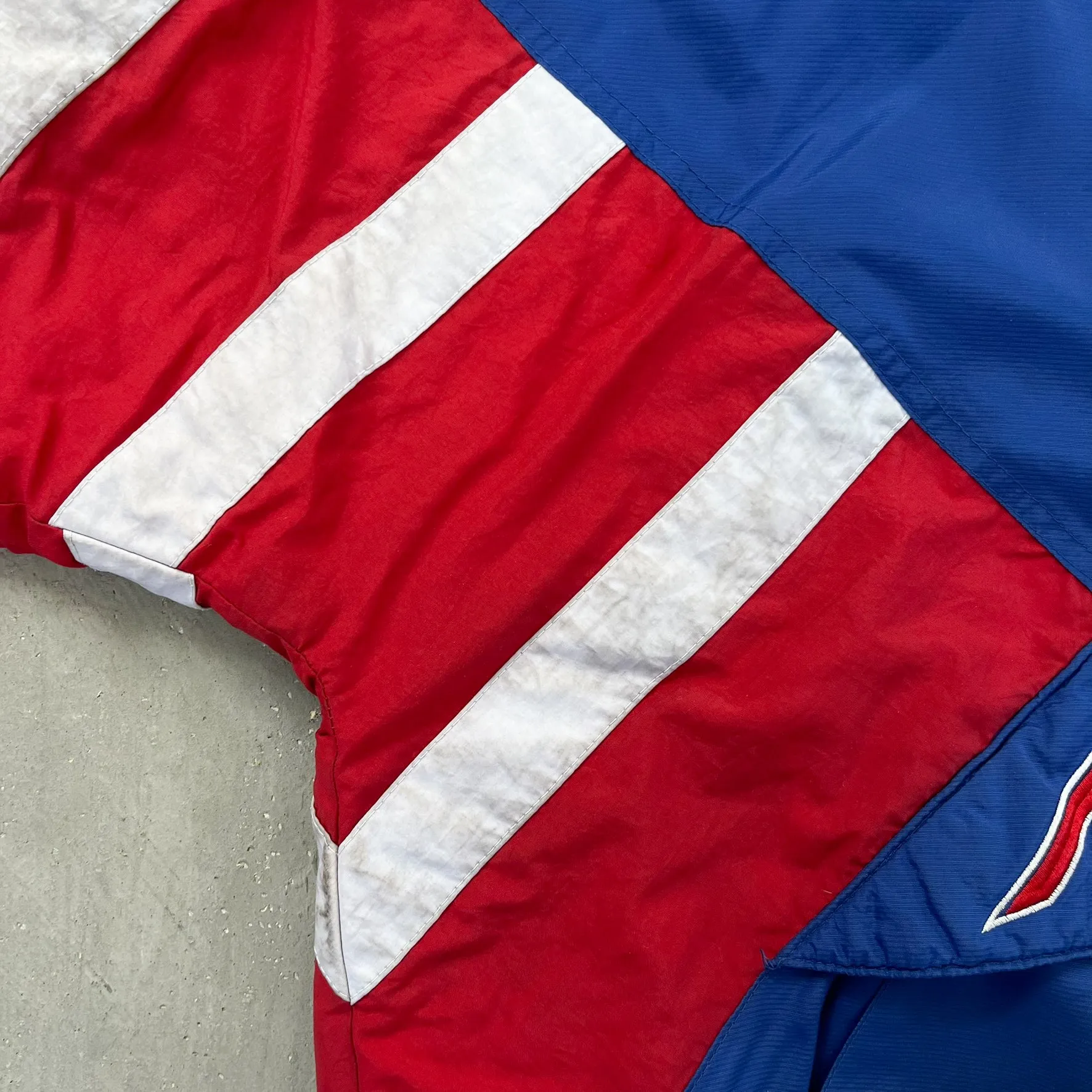 F- Vintage New England Patriots NFL Starter Anorak Winter Jacket sold by HG Vintage product image thumbnail 4