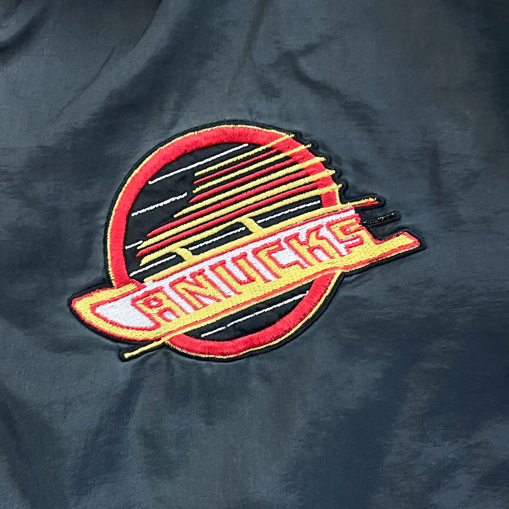 F- Vintage Vancouver Canucks NHL Pro Player Zip Up Windbreaker sold by HG Vintage product image thumbnail 2