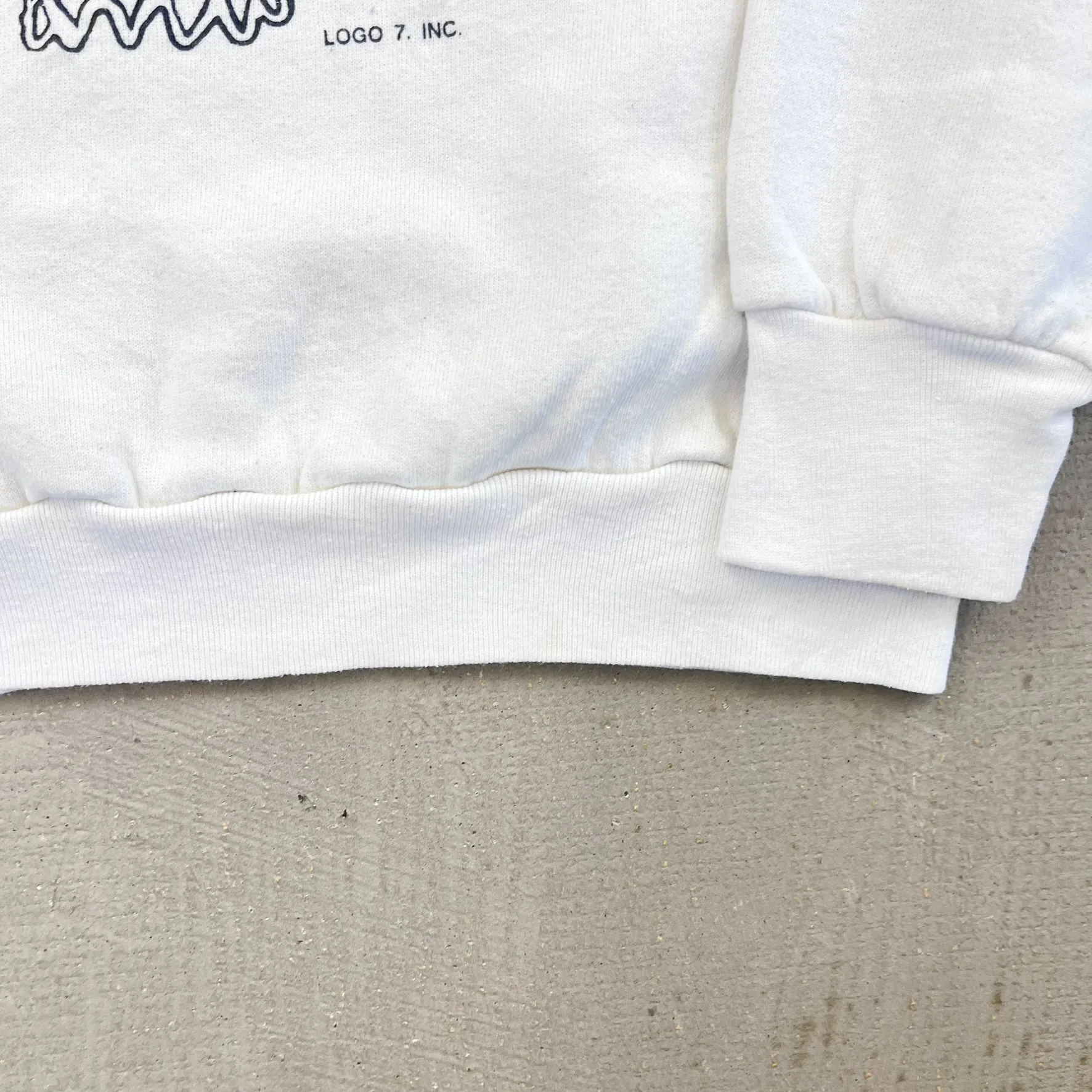 F- Vintage Cleveland Cavaliers NBA Logo 7 Text & Basketball Hoop Crewneck sold by HG Vintage product image thumbnail 5