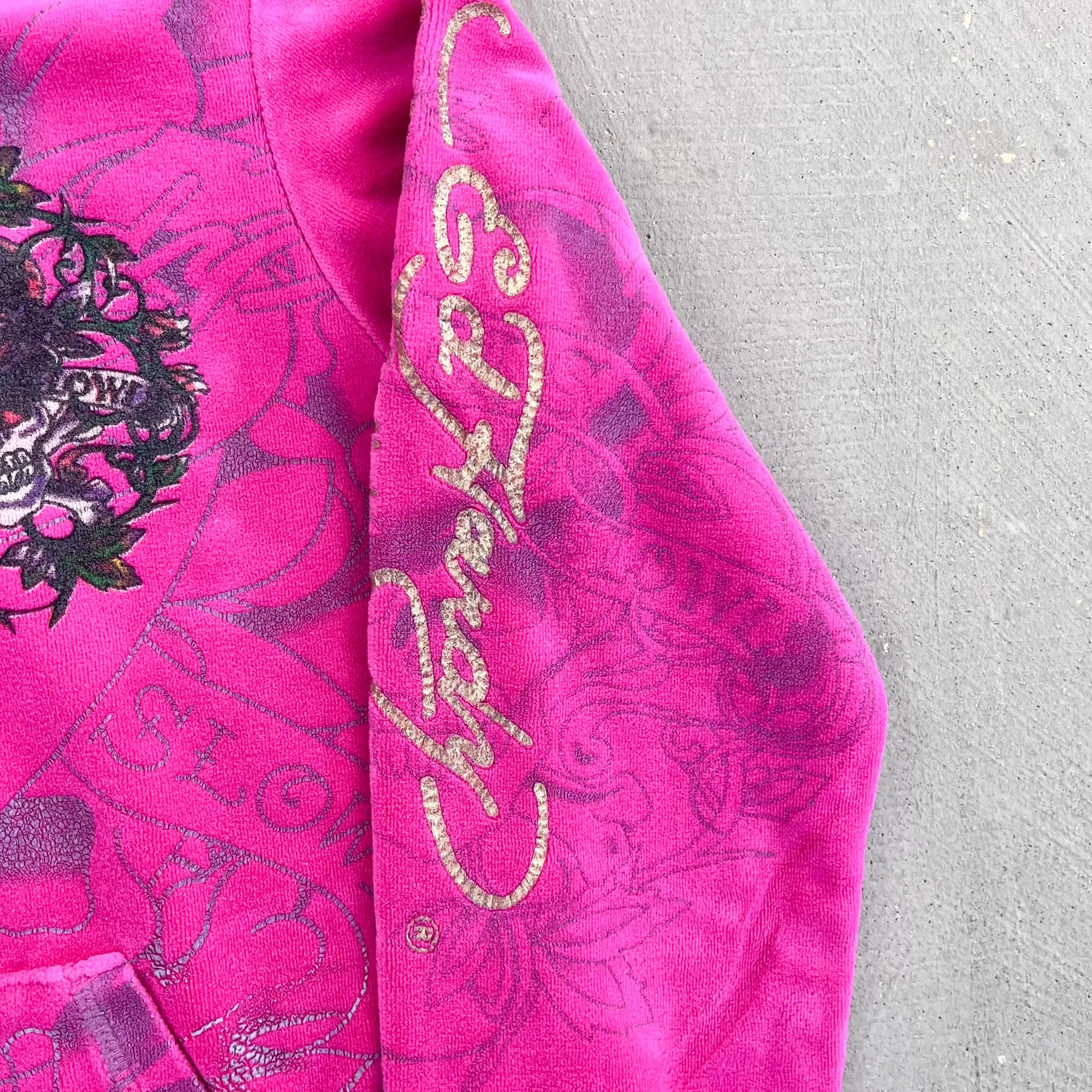 F- Vintage Ed Hardy Ladies Heart & Vines Graphic Velour Zip Up Hoodie sold by HG Vintage product image thumbnail 5
