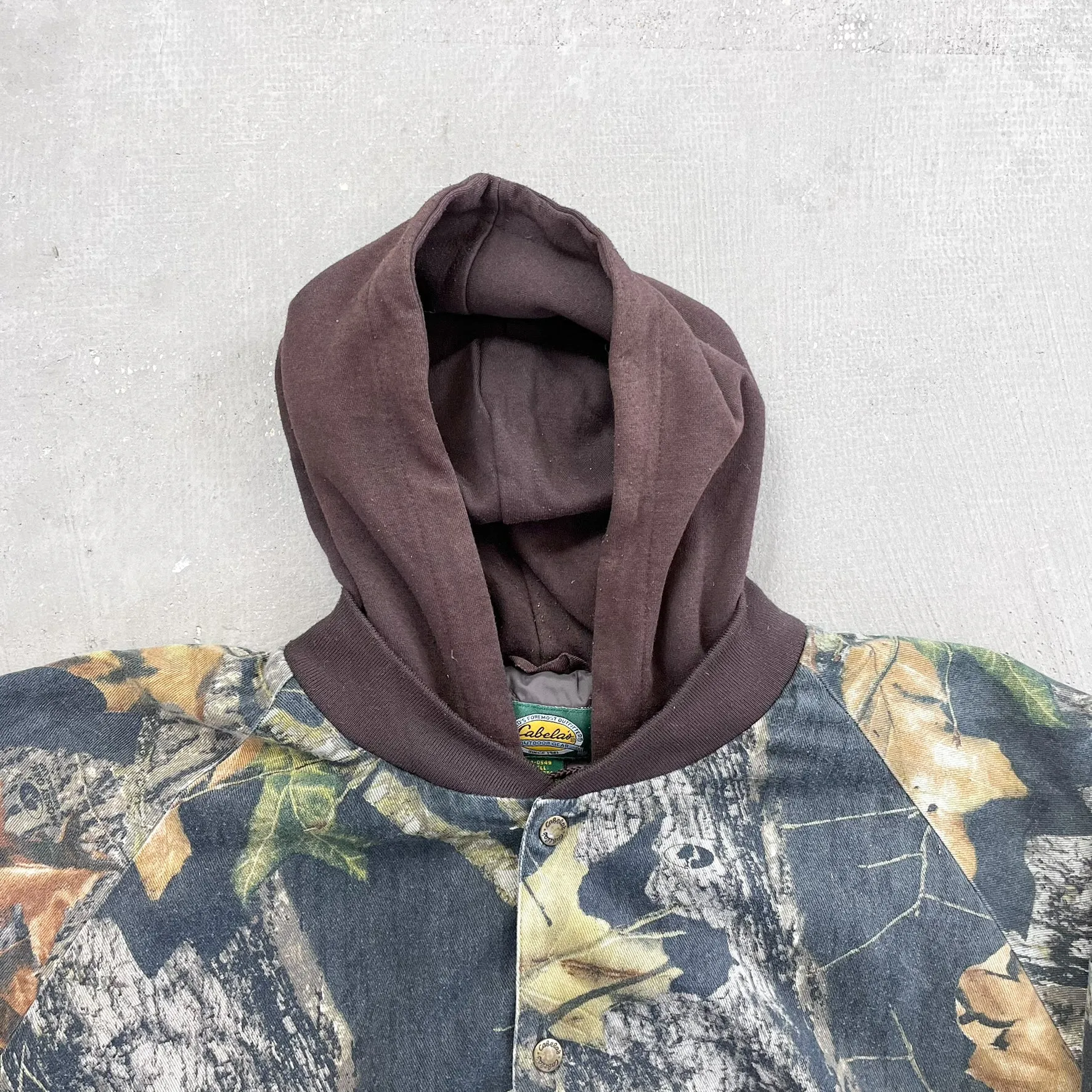 F- Vintage Cabela's Real Tree Camo Hooded Bomber Jacket sold by HG Vintage product image thumbnail 3