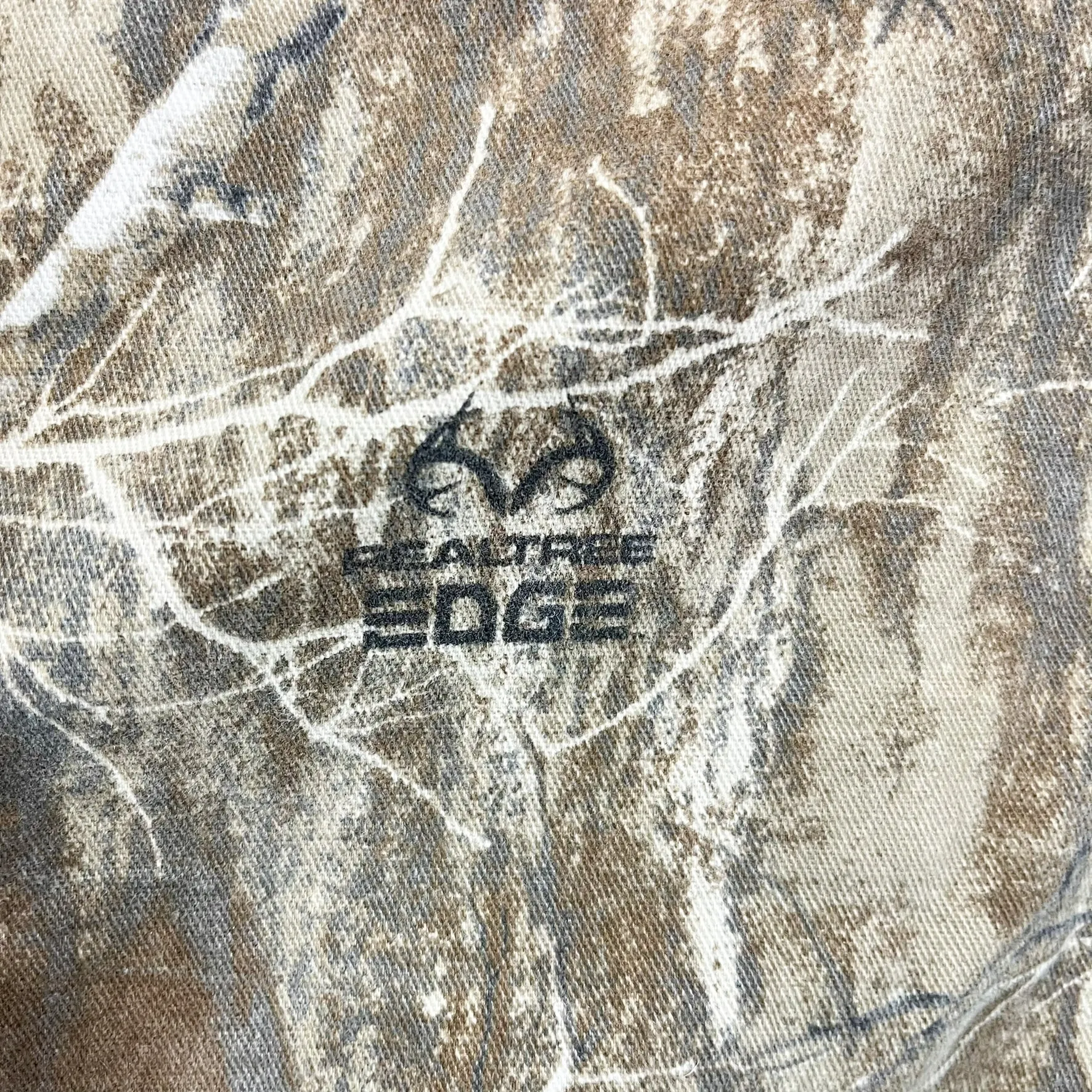 F- Real Tree Camo Edge Pattern Hooded Zip Up Winter Jacket sold by HG Vintage product image thumbnail 5