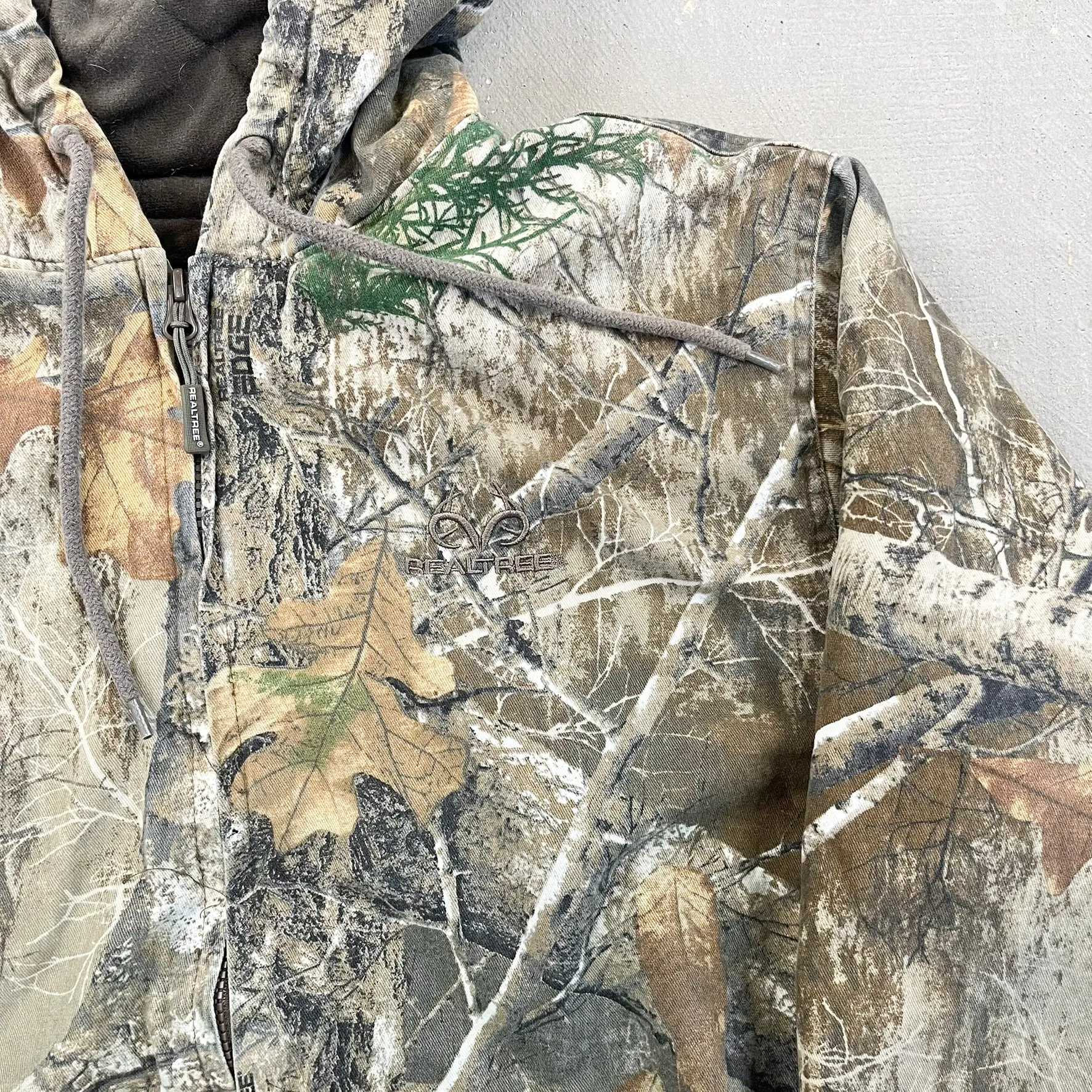 F- Real Tree Camo Edge Pattern Hooded Zip Up Winter Jacket sold by HG Vintage product image thumbnail 3