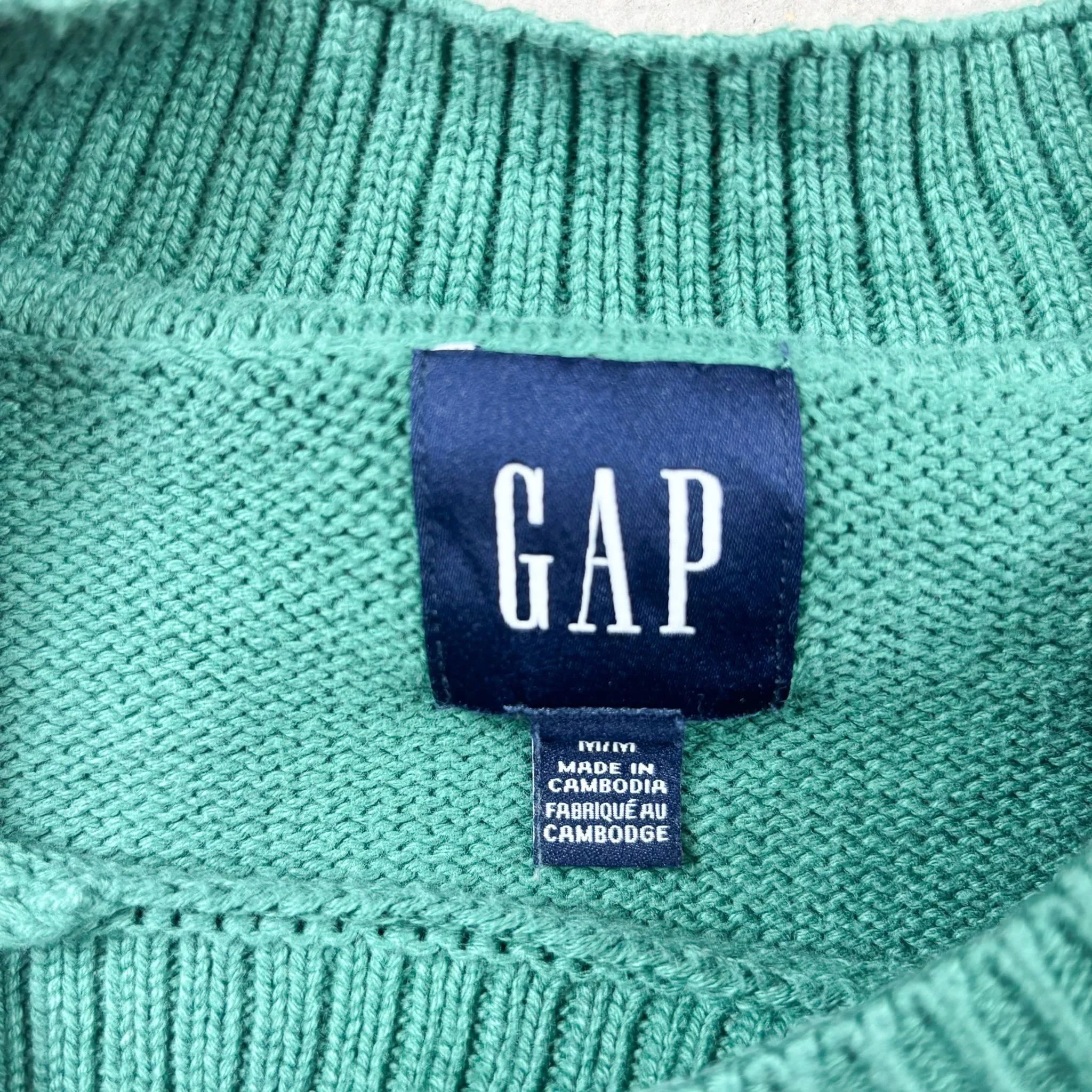 F- Vintage Gap Heavy Green Knit Sweater sold by HG Vintage product image thumbnail 2