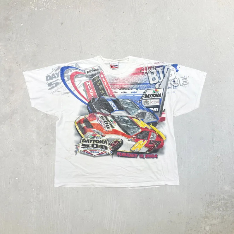 F- Vintage '04 Nascar Daytona 500 Graphic Car Tee made by HG Vintage