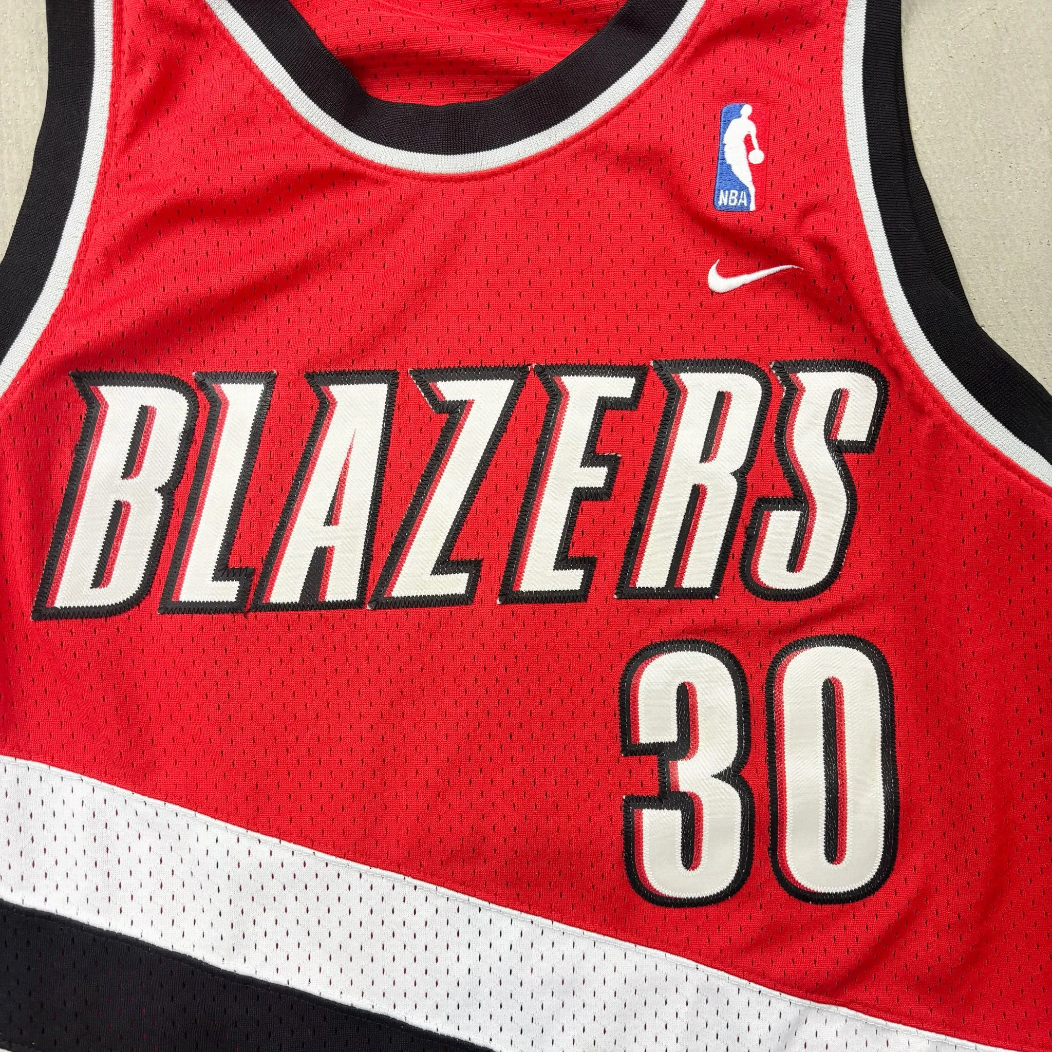 F- Portland Trailblazers NBA Rasheed Wallace Nike Team Jersey sold by HG Vintage product image thumbnail 2