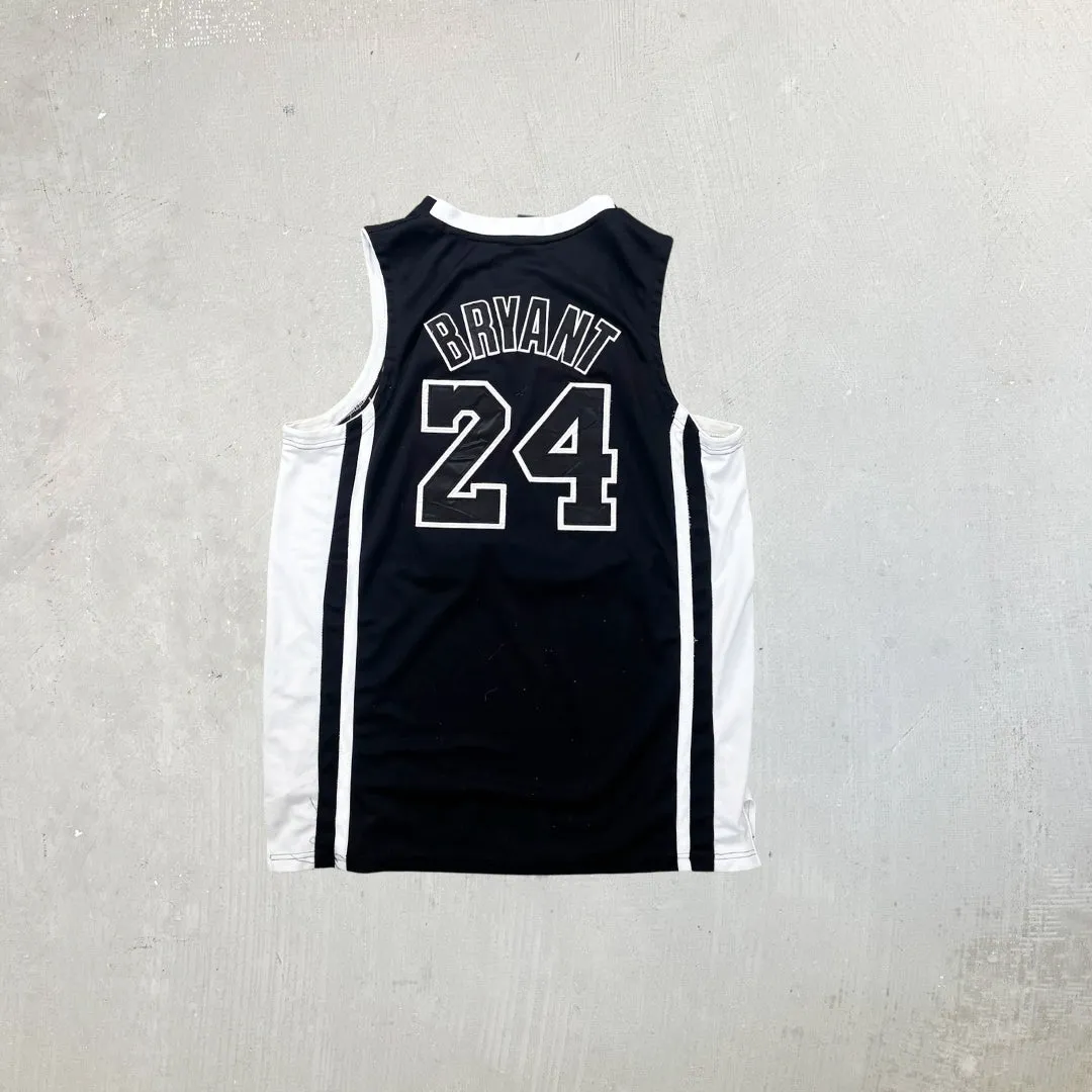 F- Vintage Los Angeles Lakers NBA Kobe Bryant Finals Adidas Jersey sold by HG Vintage product image thumbnail 3