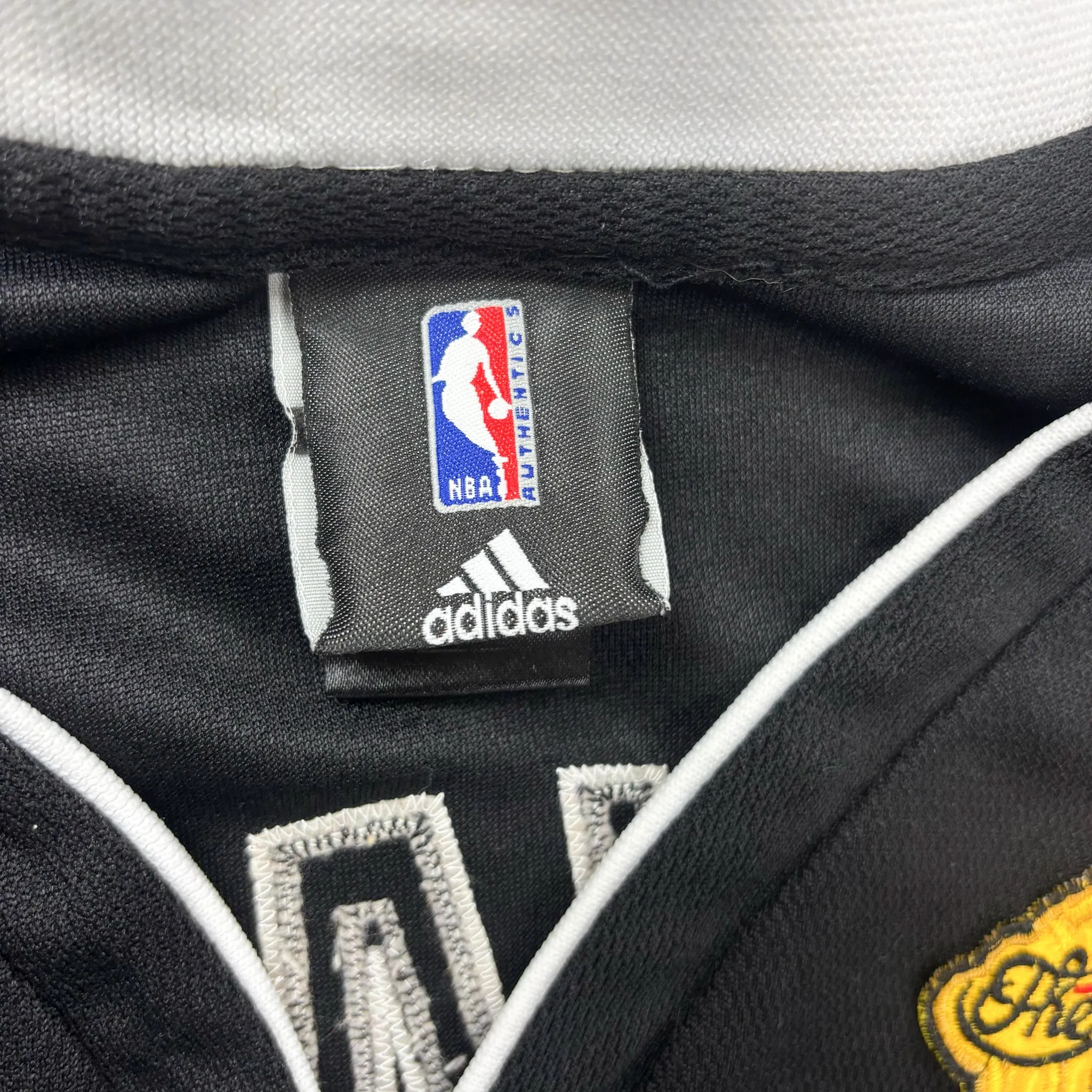 F- Vintage Los Angeles Lakers NBA Kobe Bryant Finals Adidas Jersey sold by HG Vintage product image thumbnail 5